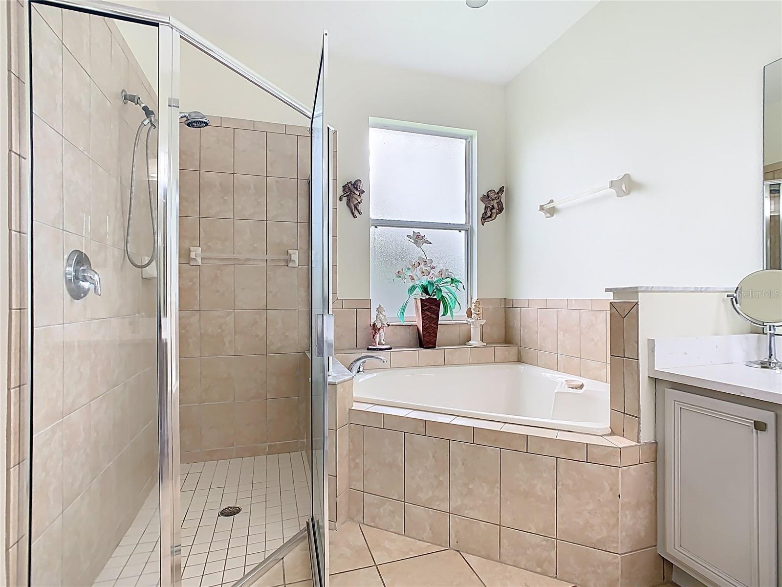 Listing photo id 22 for 4109 Vessel Court