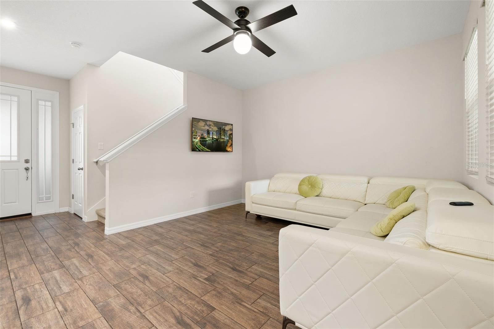 Image 13 of 60 For 11844 Founders Street