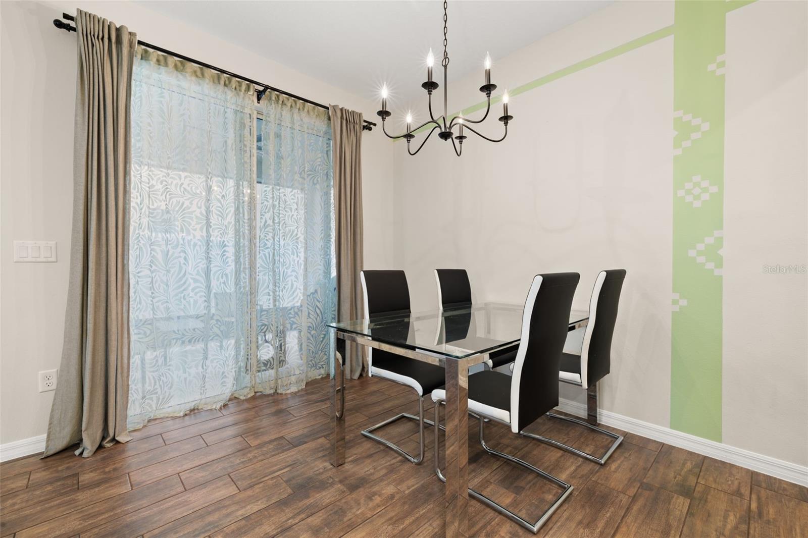 Image 9 of 60 For 11844 Founders Street