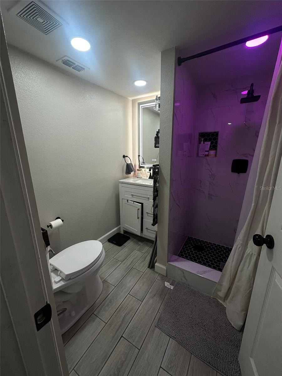 Image 5 of 5 For 1866 Ashton Park Place