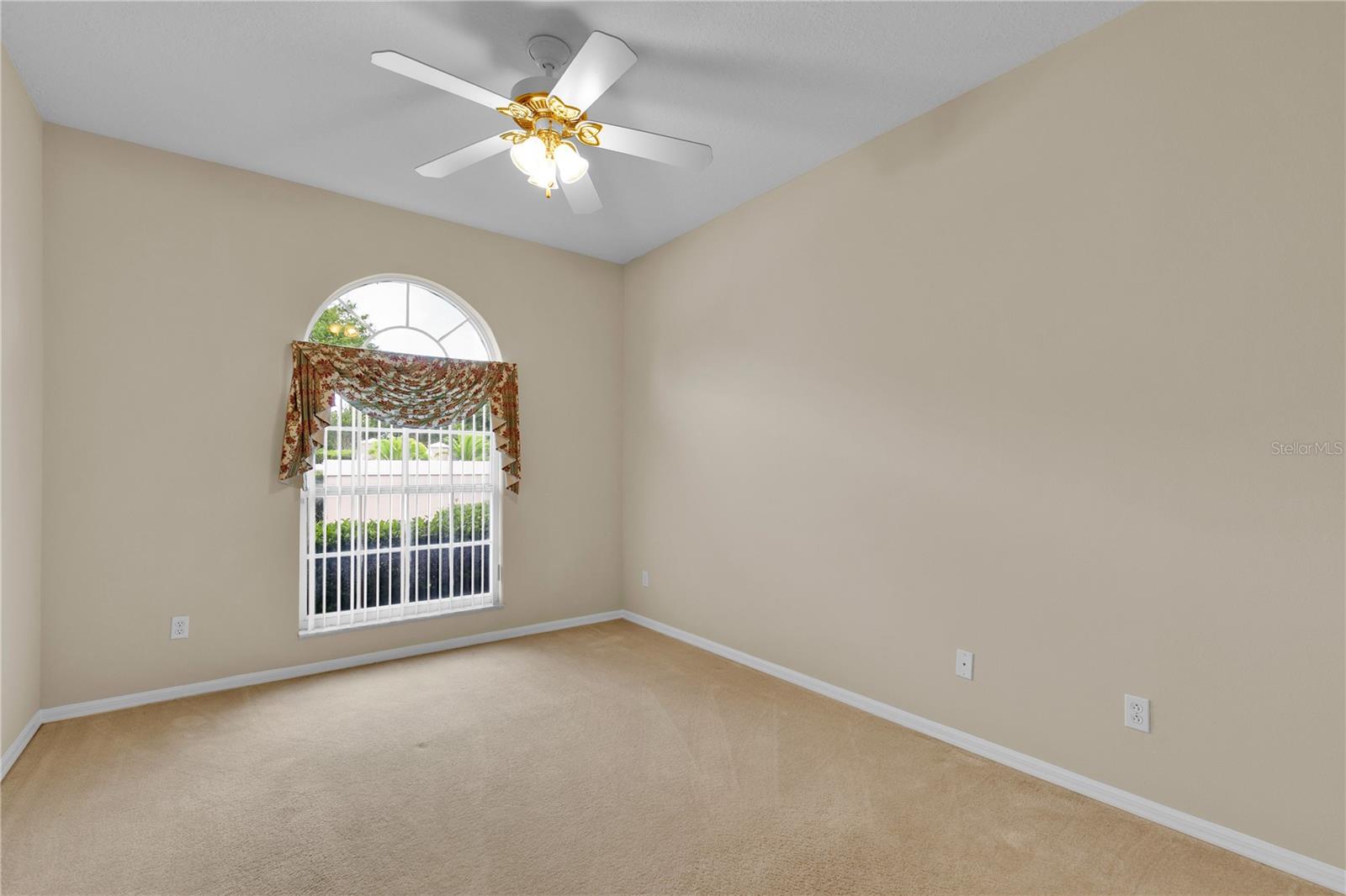Image 20 of 30 For 4065 Kingsley Street