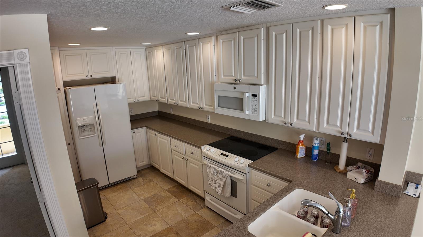 Image 13 of 45 For 8561 Insular Lane