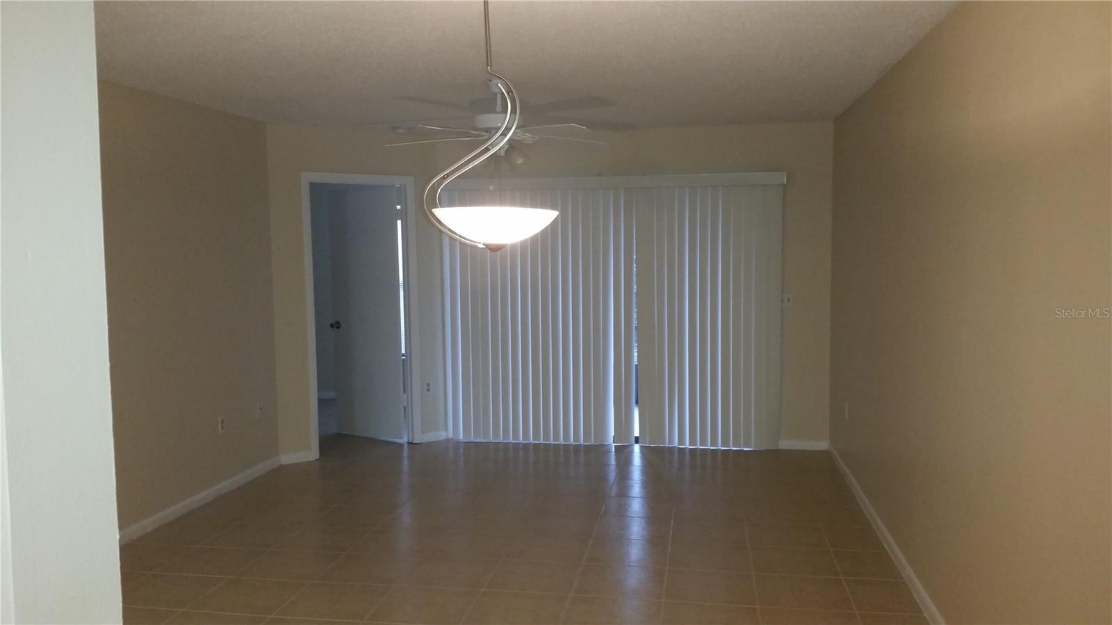 Image 16 of 45 For 2912 Semoran Boulevard 1