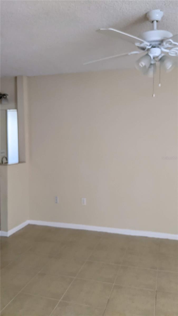 Image 34 of 45 For 2912 Semoran Boulevard 1