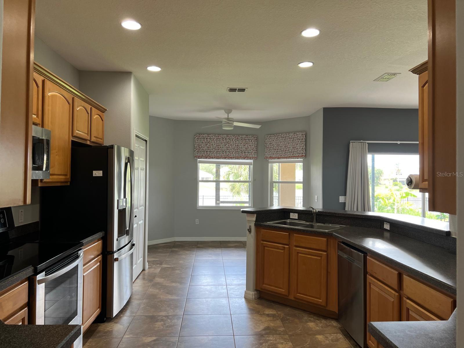 Image 14 of 67 For 3535 Somerset Circle