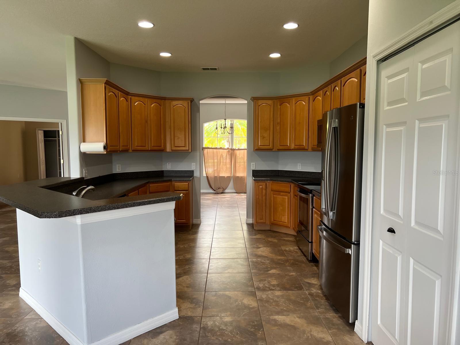 Image 16 of 67 For 3535 Somerset Circle