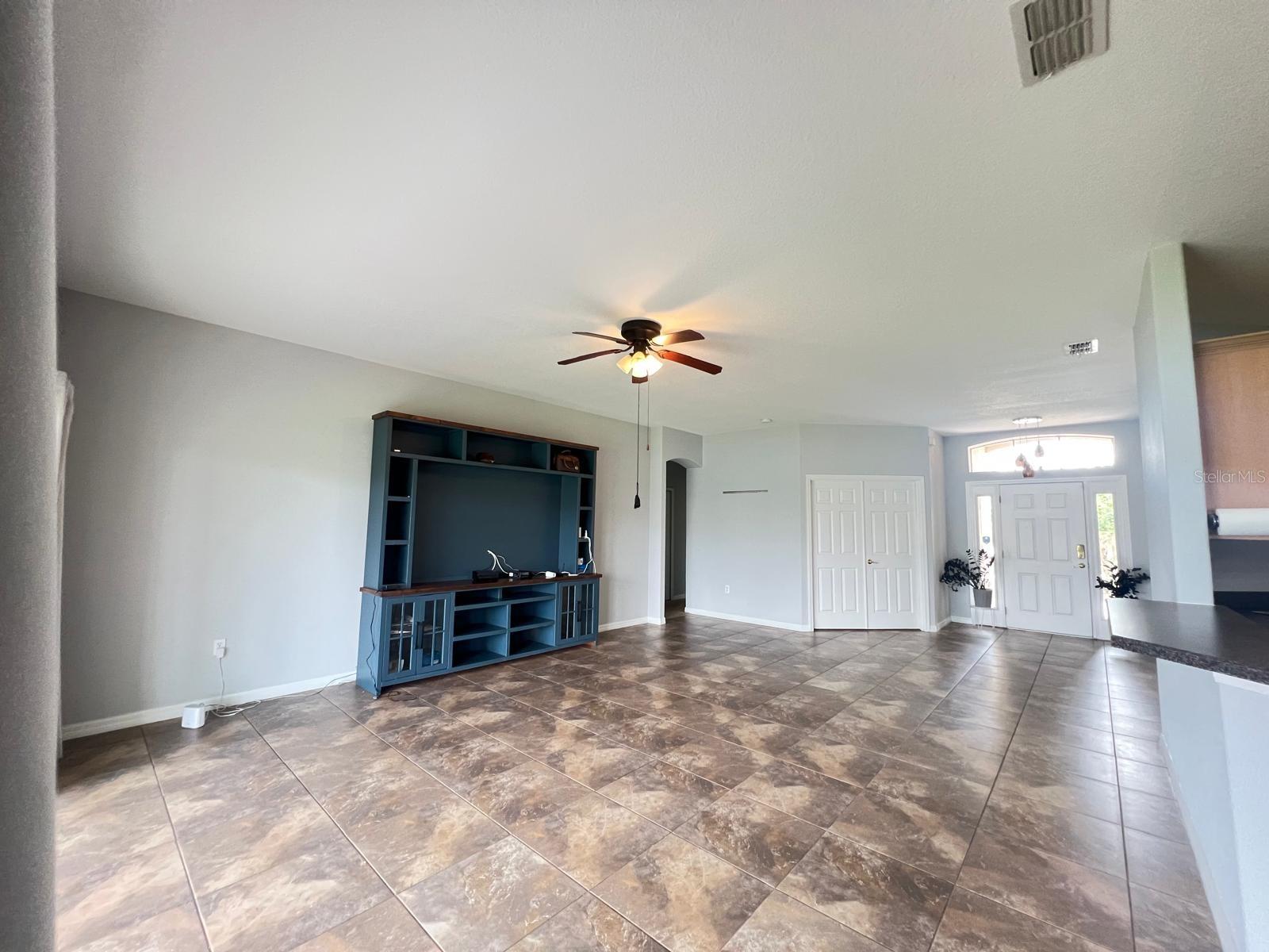 Image 22 of 67 For 3535 Somerset Circle