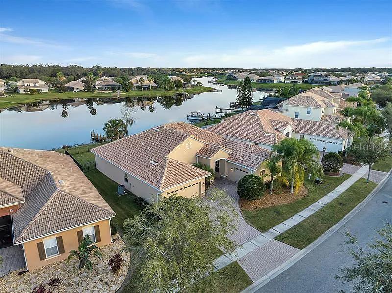 Image 3 of 67 For 3535 Somerset Circle