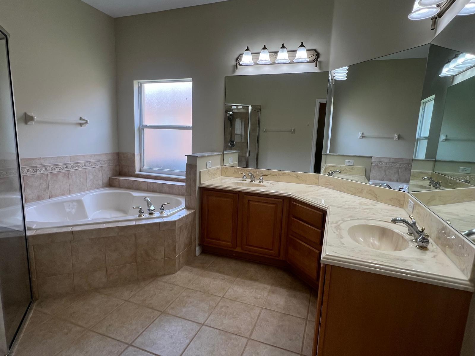 Image 62 of 67 For 3535 Somerset Circle