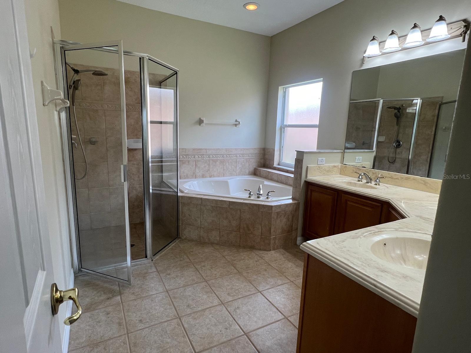 Image 63 of 67 For 3535 Somerset Circle