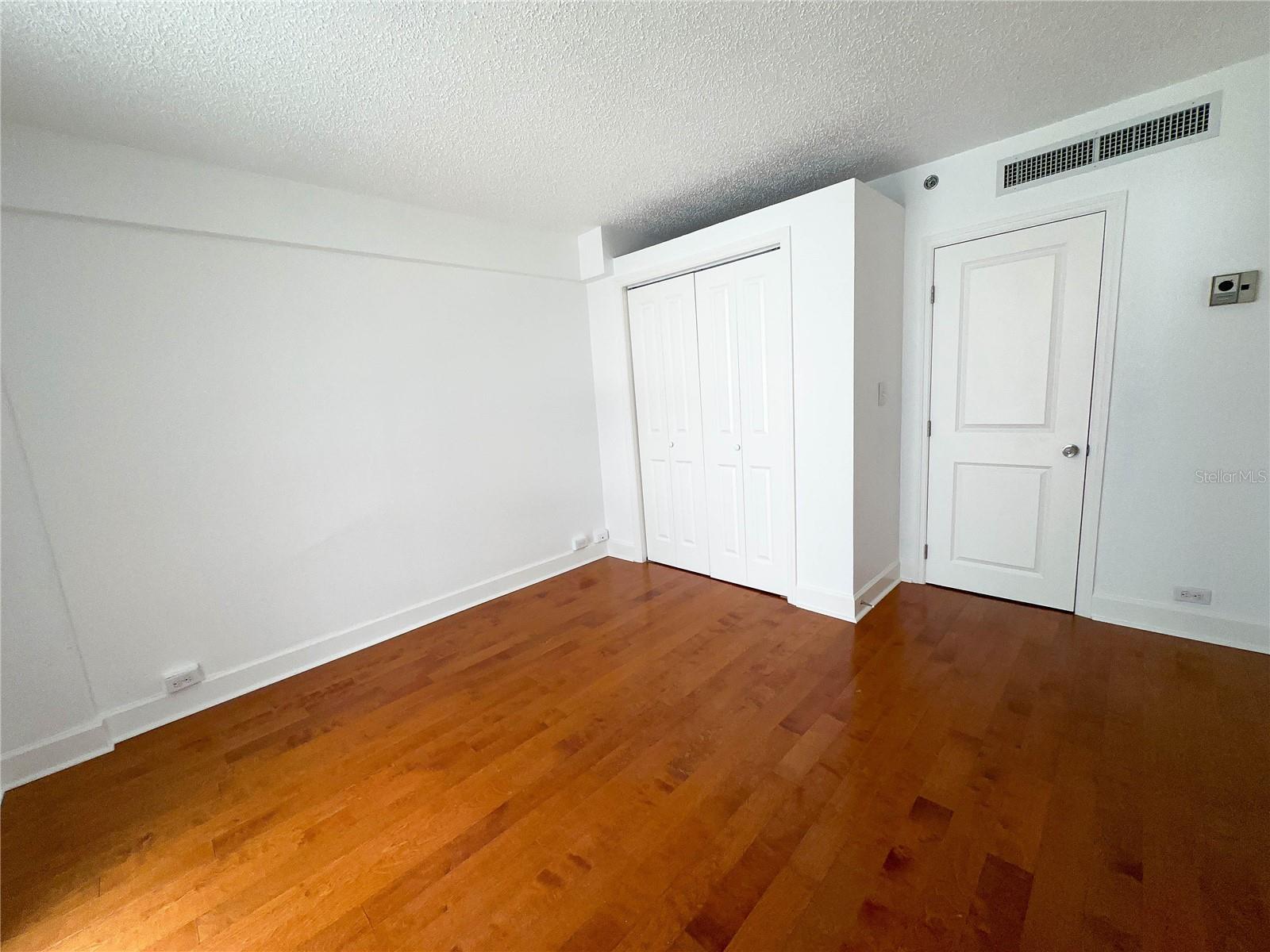 Image 15 of 22 For 151 Washington Street 628