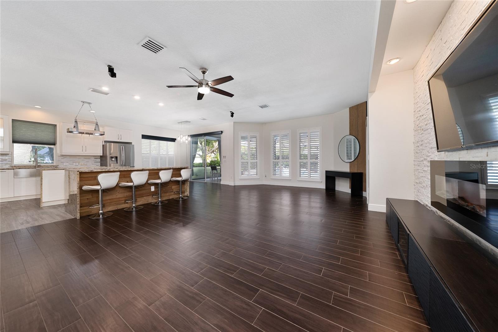 Image 11 of 29 For 8374 Bowden Way