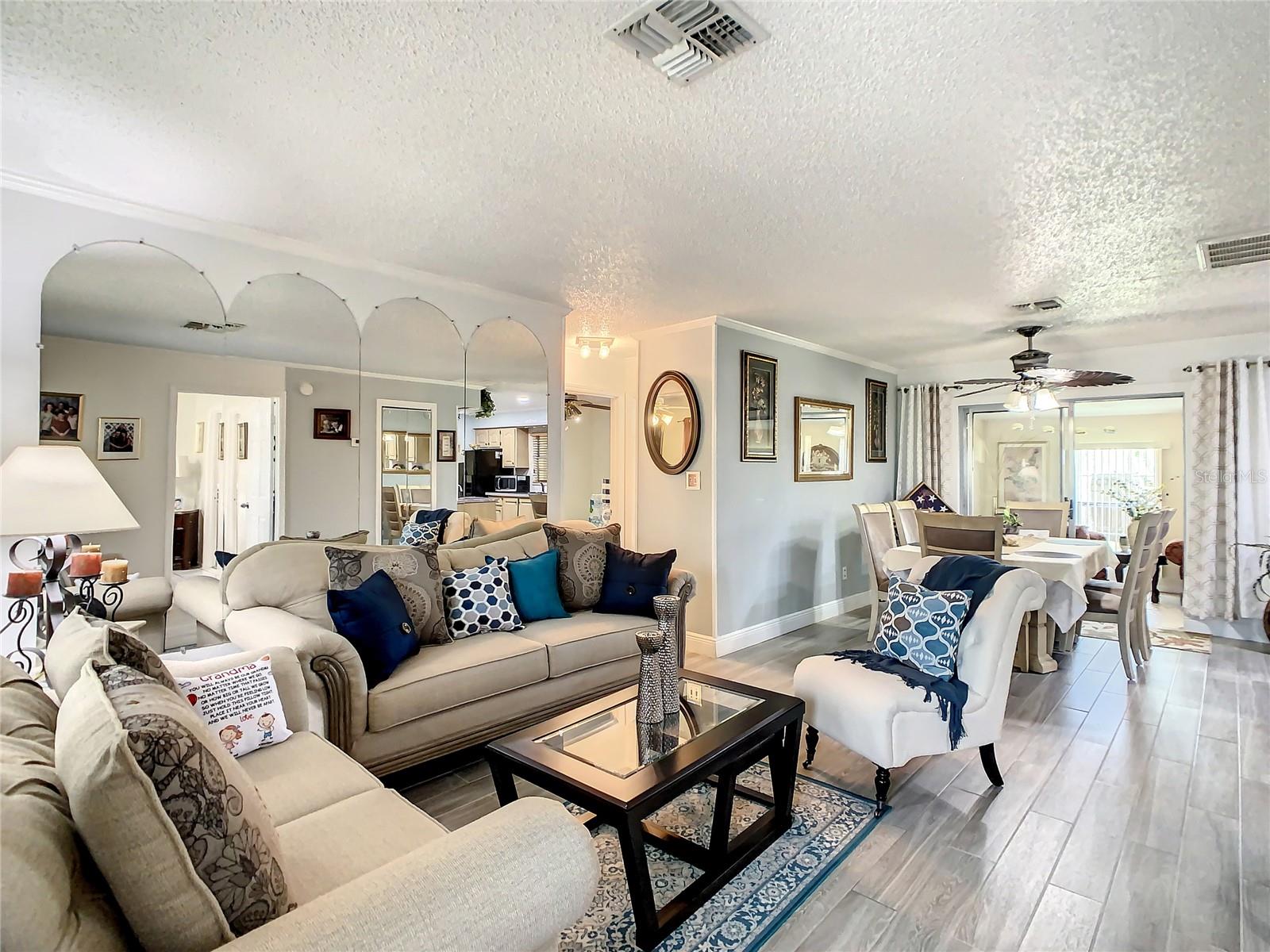 Image 18 of 48 For 624 Royal Palm Drive