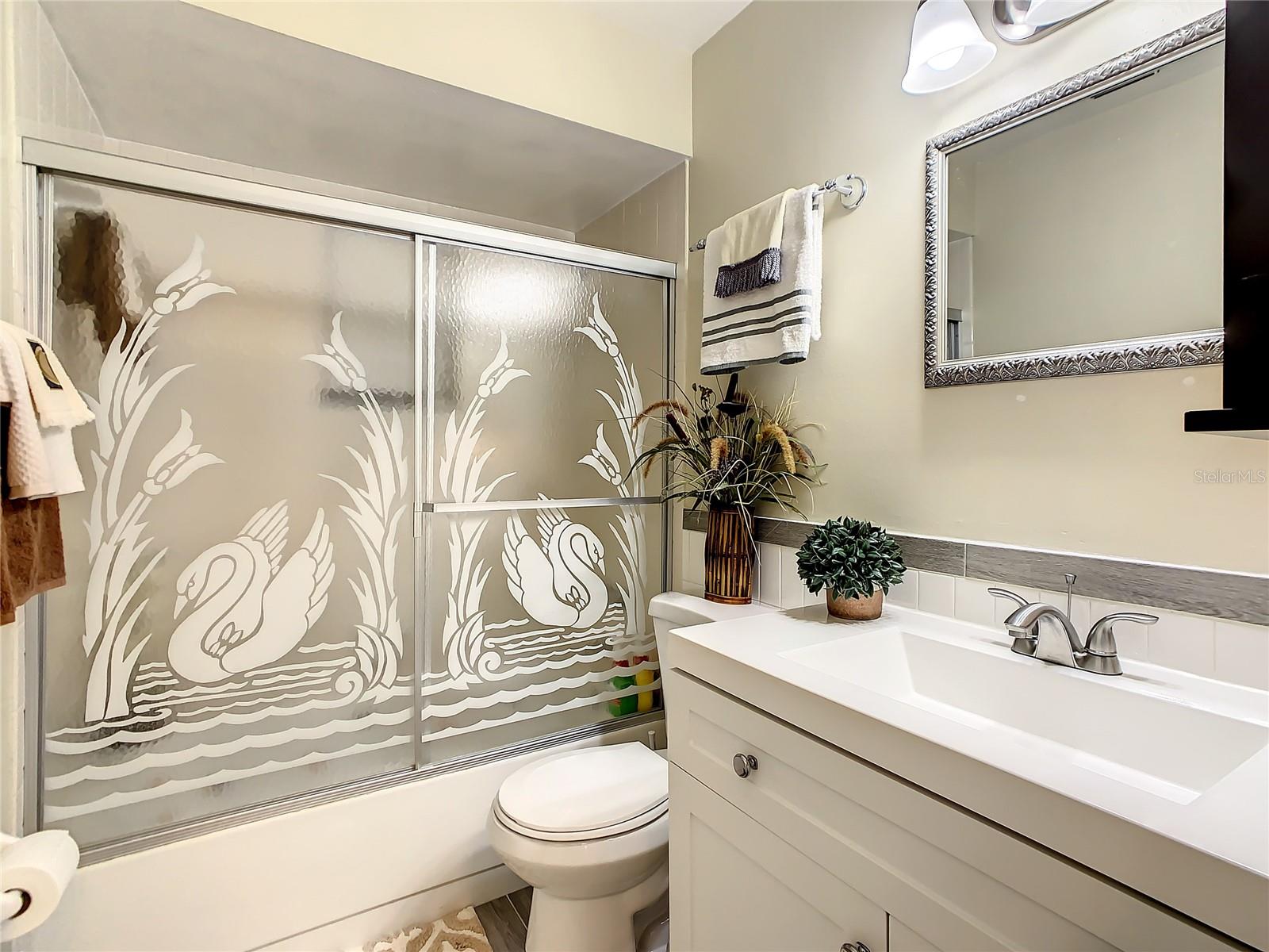 Image 22 of 48 For 624 Royal Palm Drive