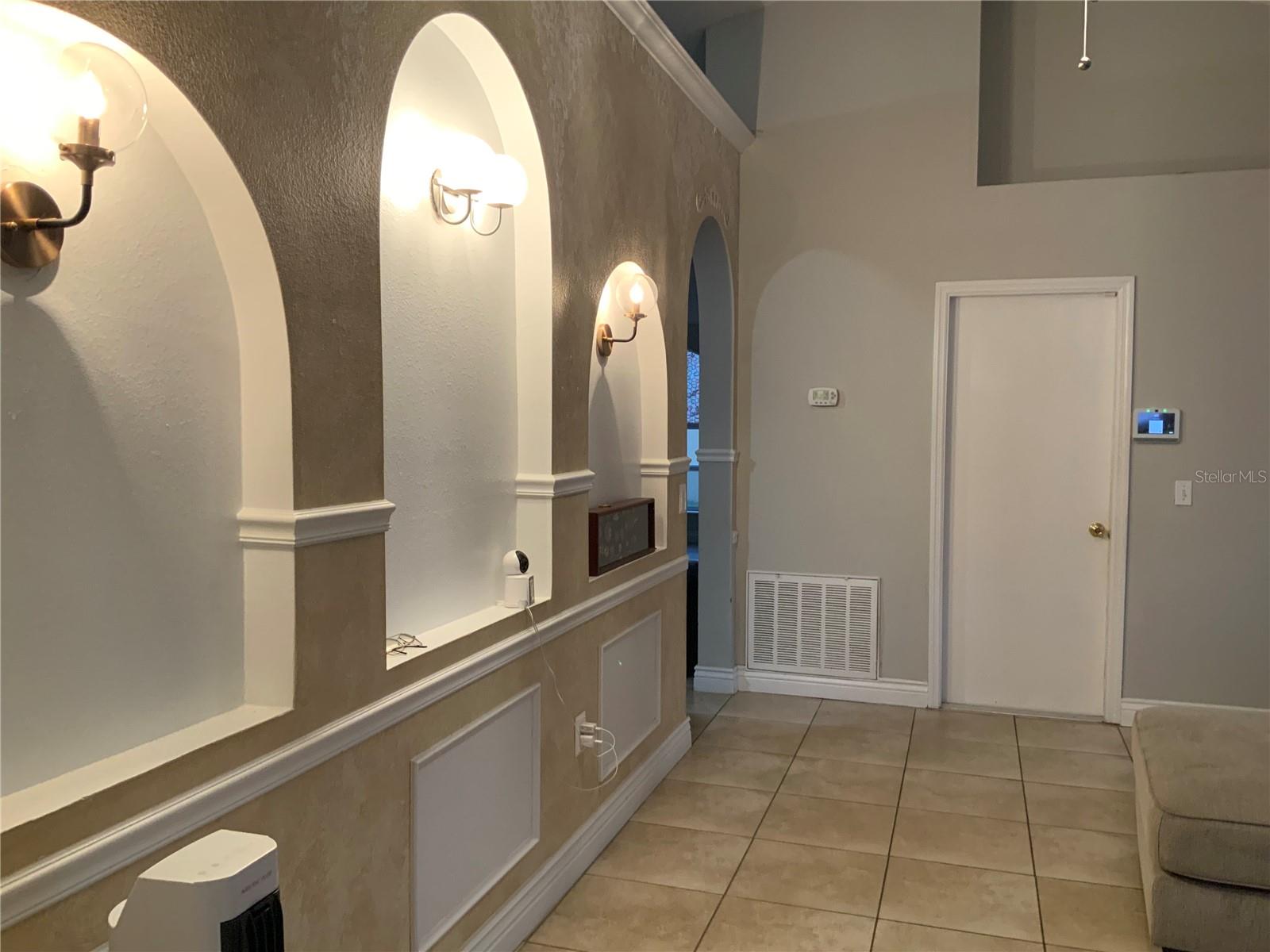 Image 10 of 24 For 856 Jarnac Drive