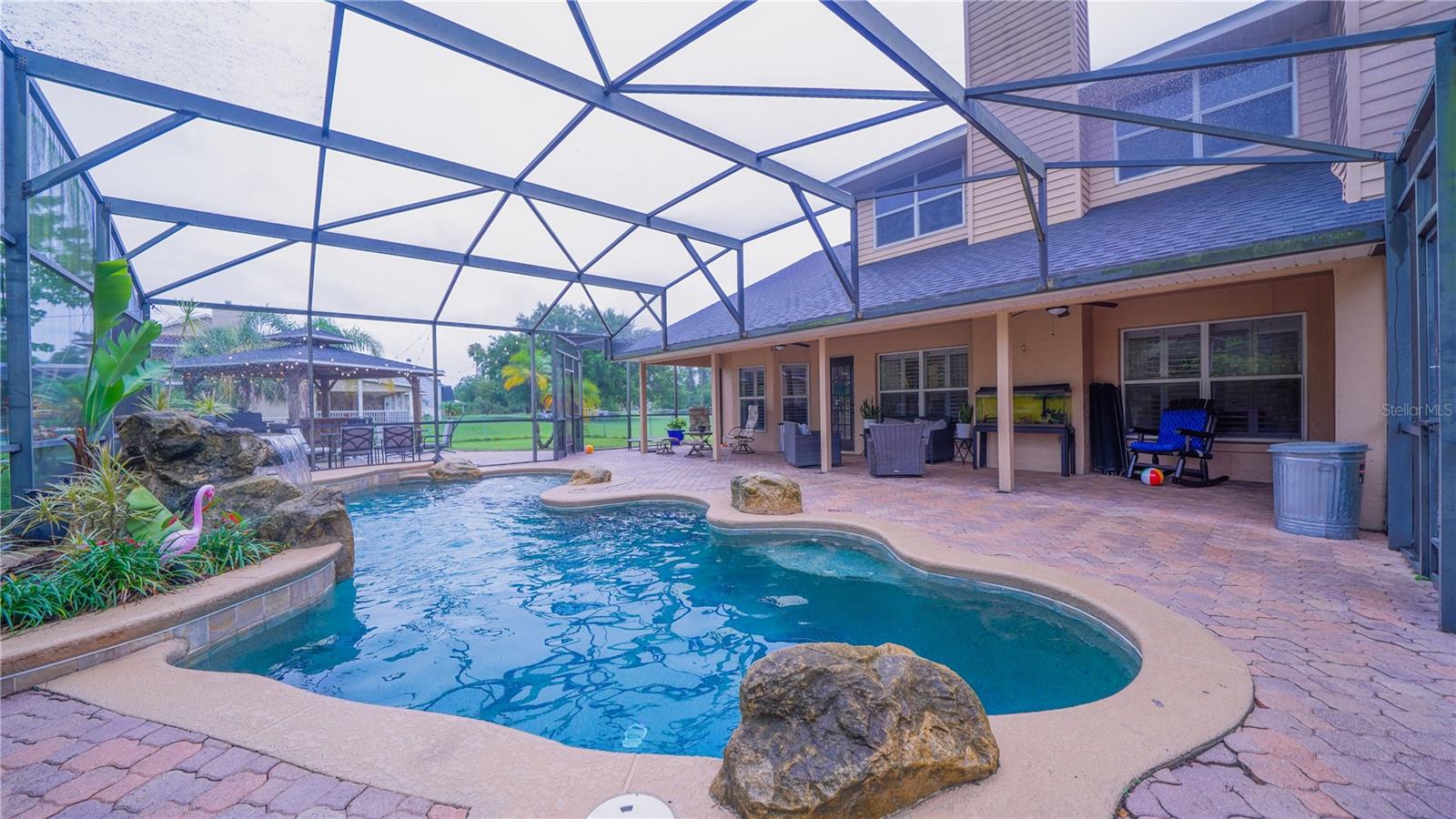 Image 10 of 64 For 2851 Granada Boulevard