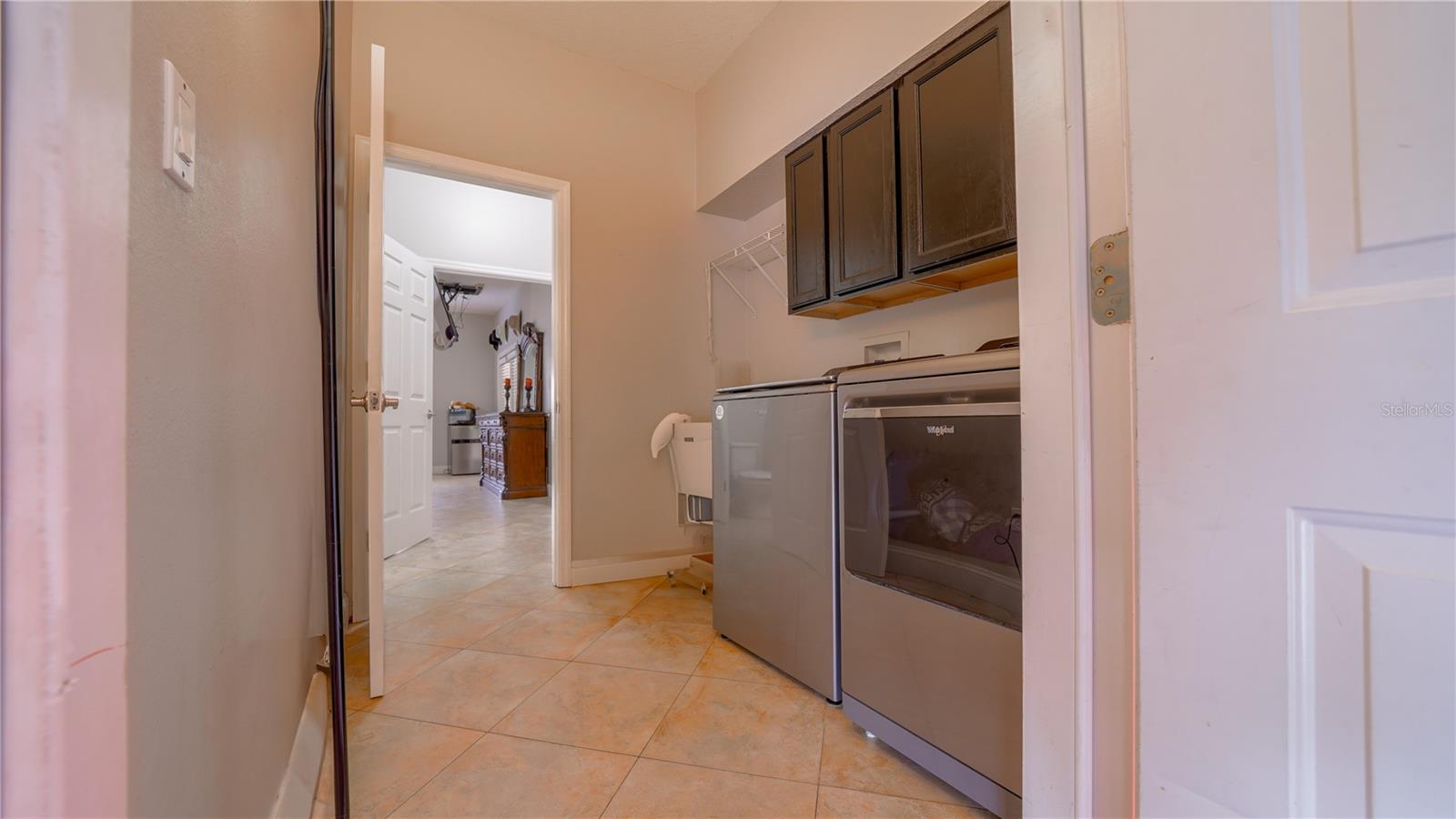 Image 28 of 64 For 2851 Granada Boulevard
