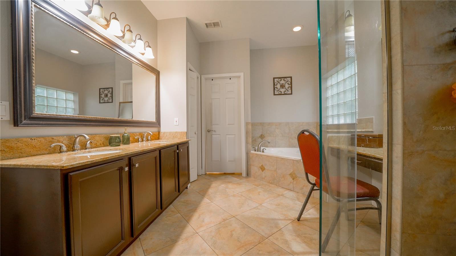 Image 31 of 64 For 2851 Granada Boulevard