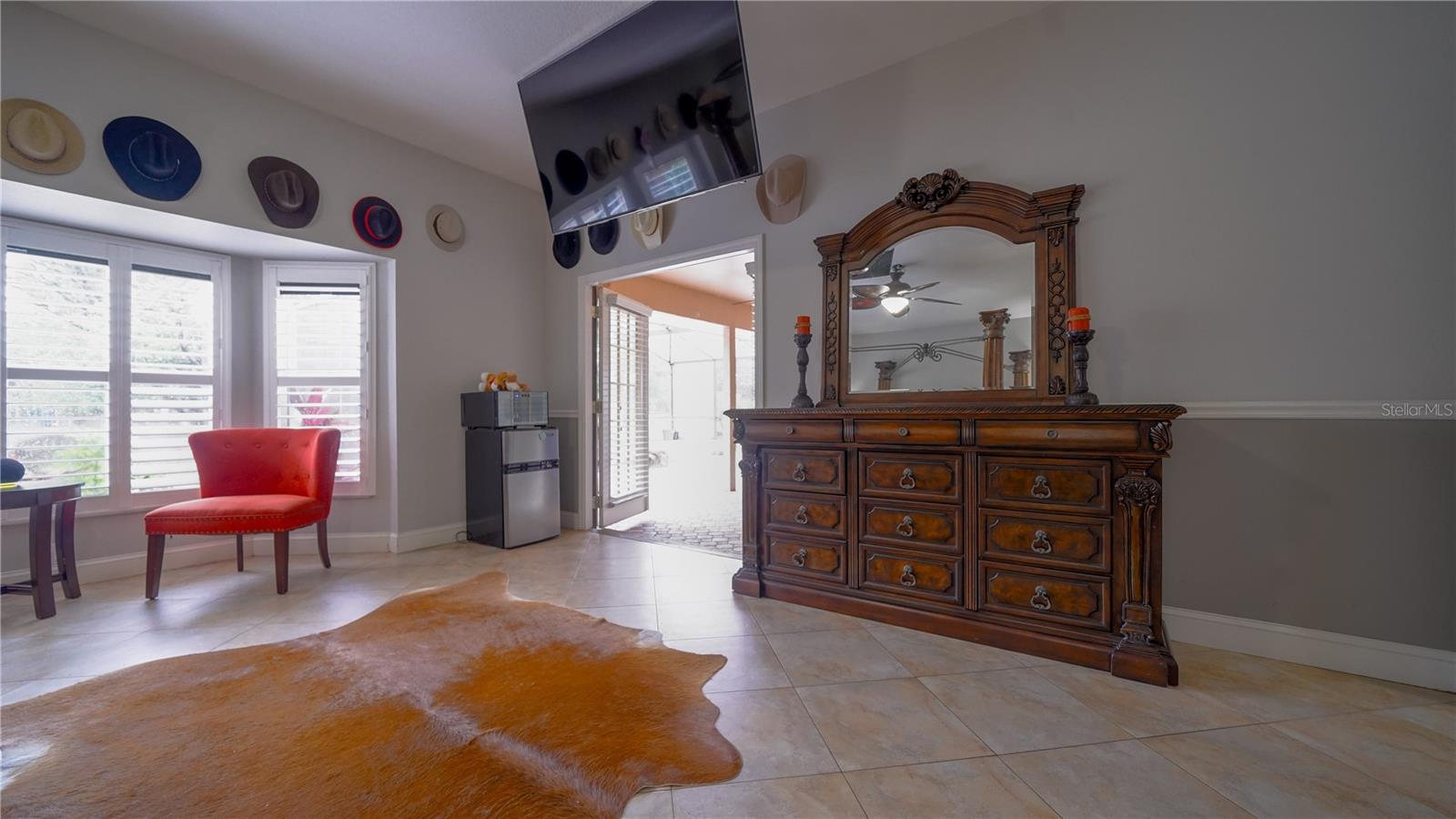 Image 32 of 64 For 2851 Granada Boulevard