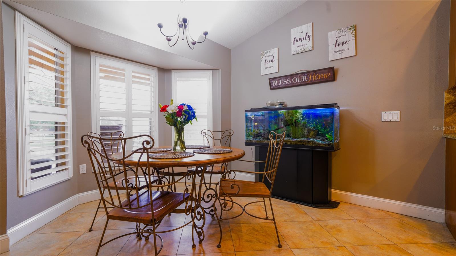 Image 36 of 64 For 2851 Granada Boulevard