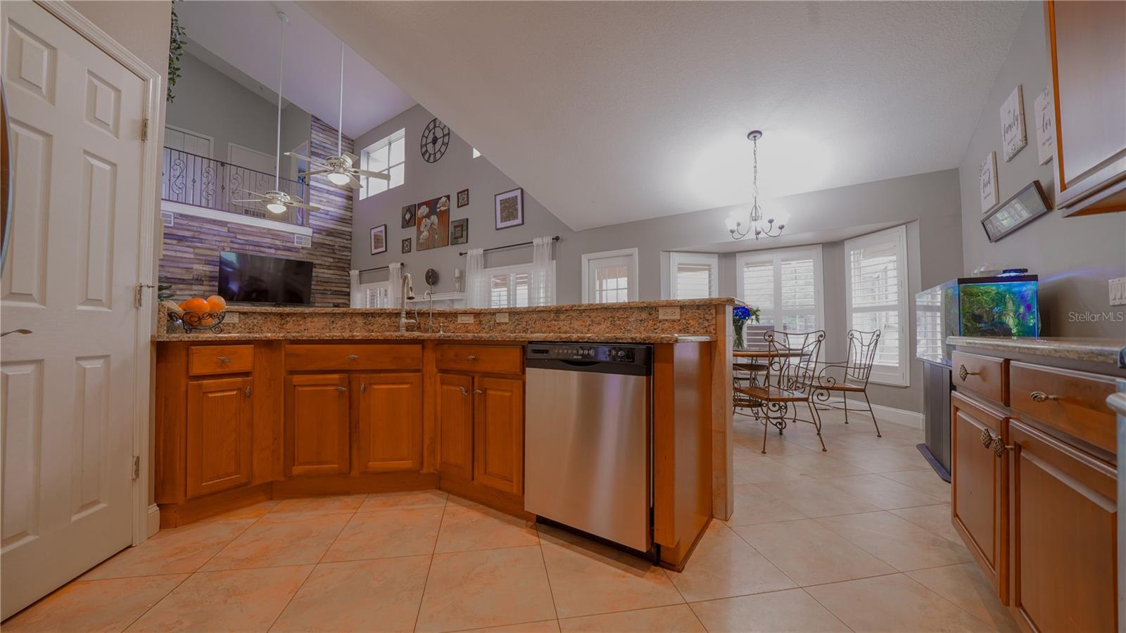 Image 39 of 64 For 2851 Granada Boulevard