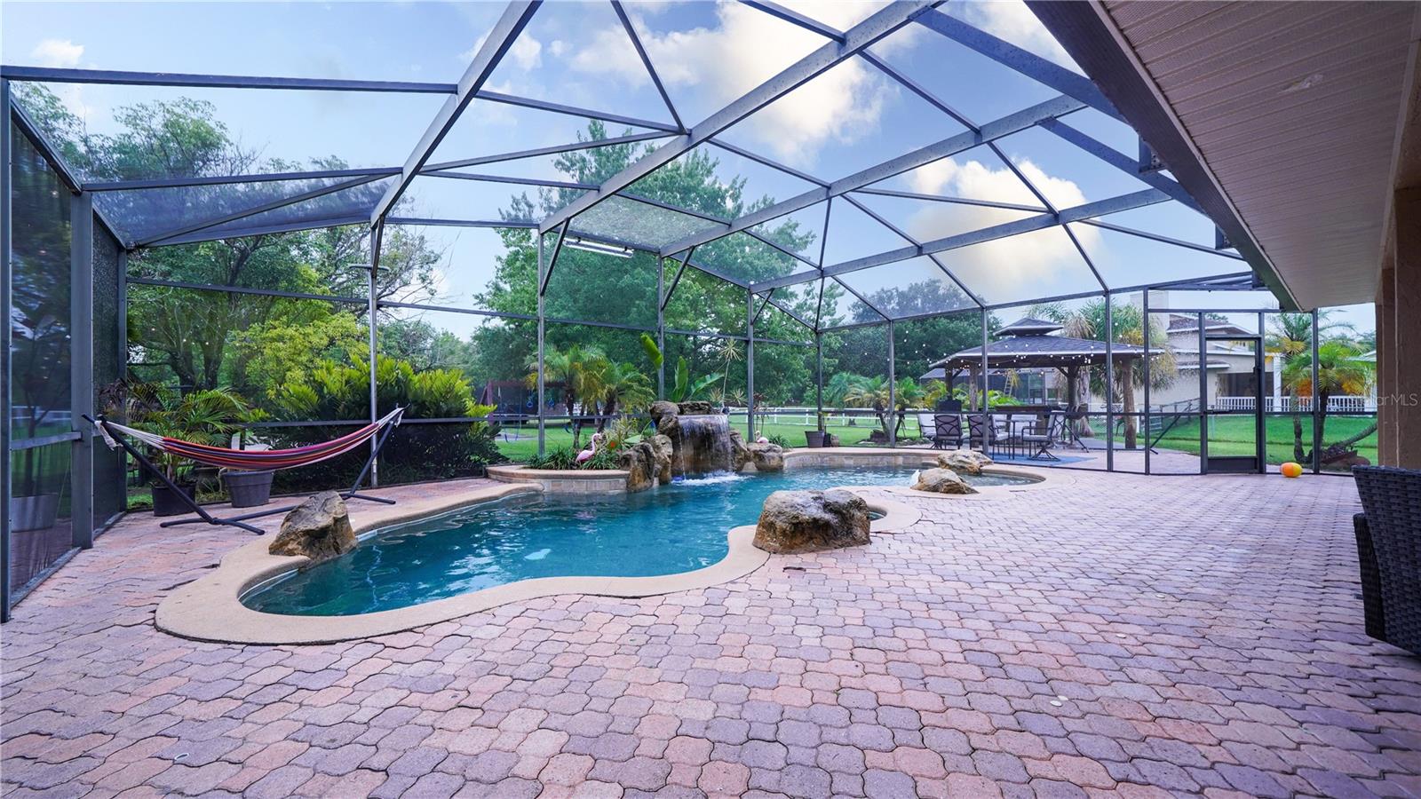 Image 68 of 87 For 2851 Granada Boulevard