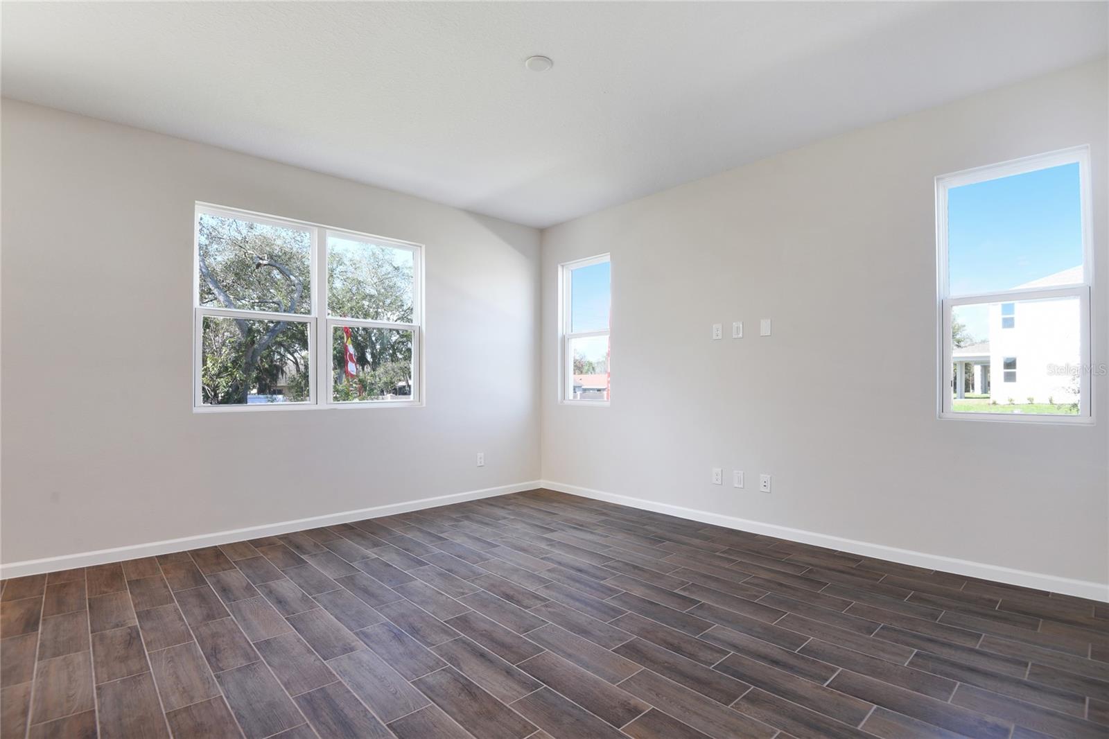 Image 6 of 15 For 640 Summit River Drive