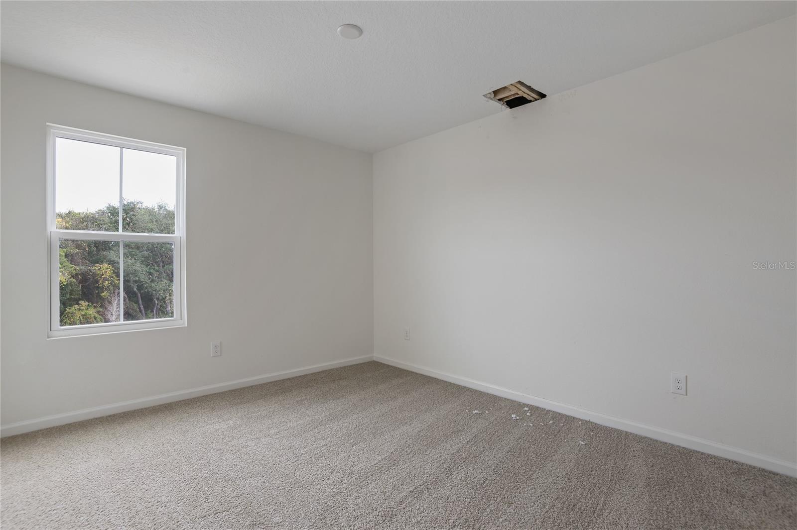 Image 15 of 20 For 630 Summit River Drive