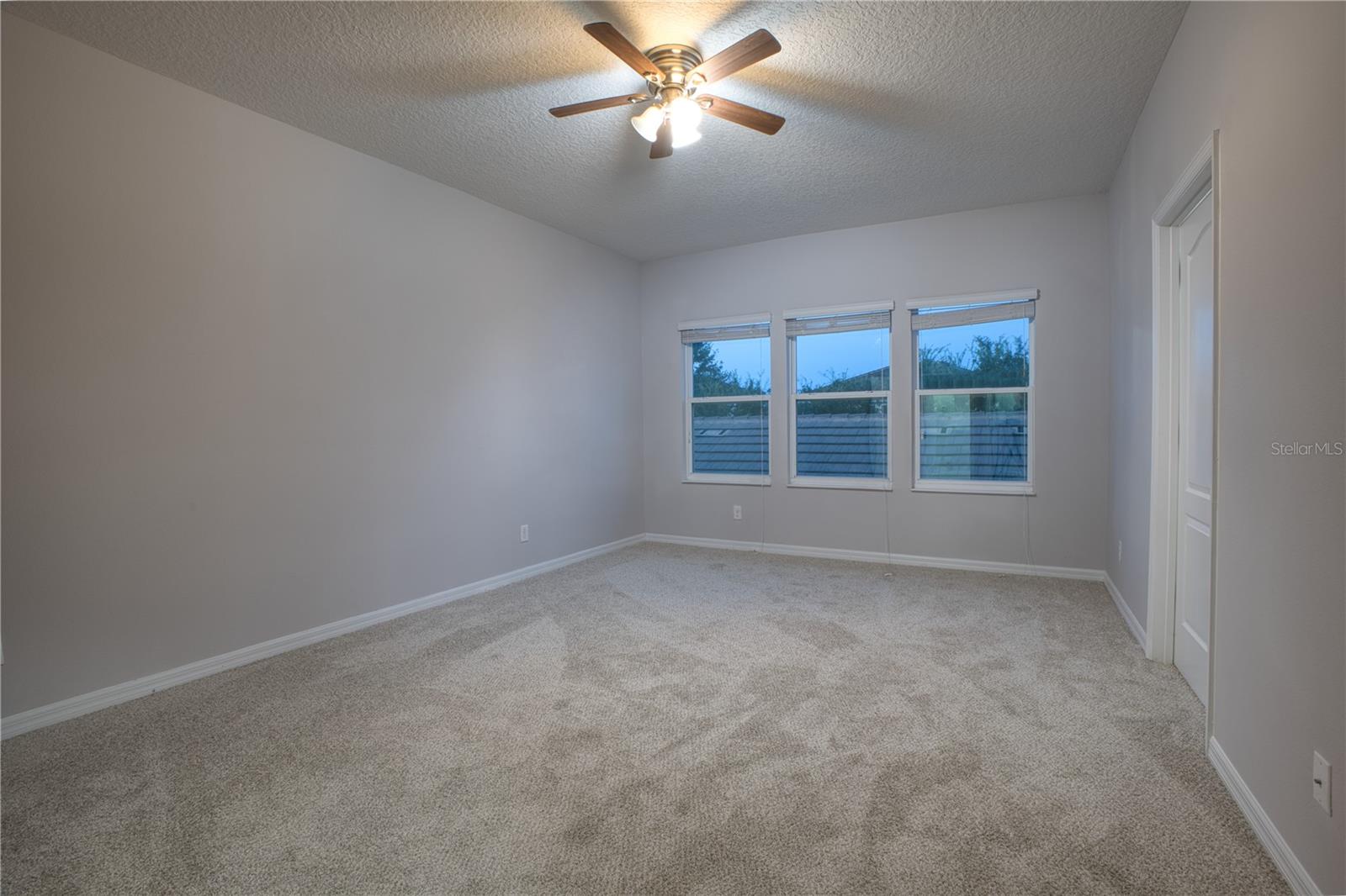 Image 14 of 38 For 7685 Ripplepointe Way