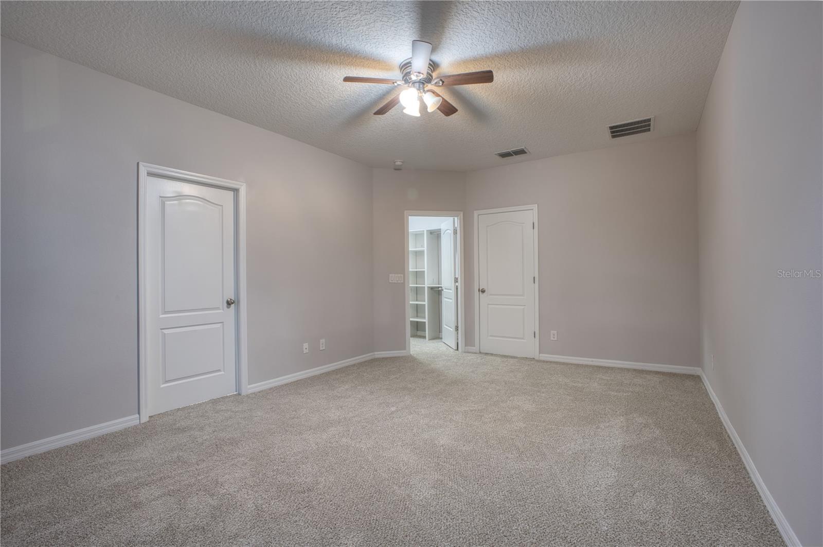 Image 18 of 38 For 7685 Ripplepointe Way
