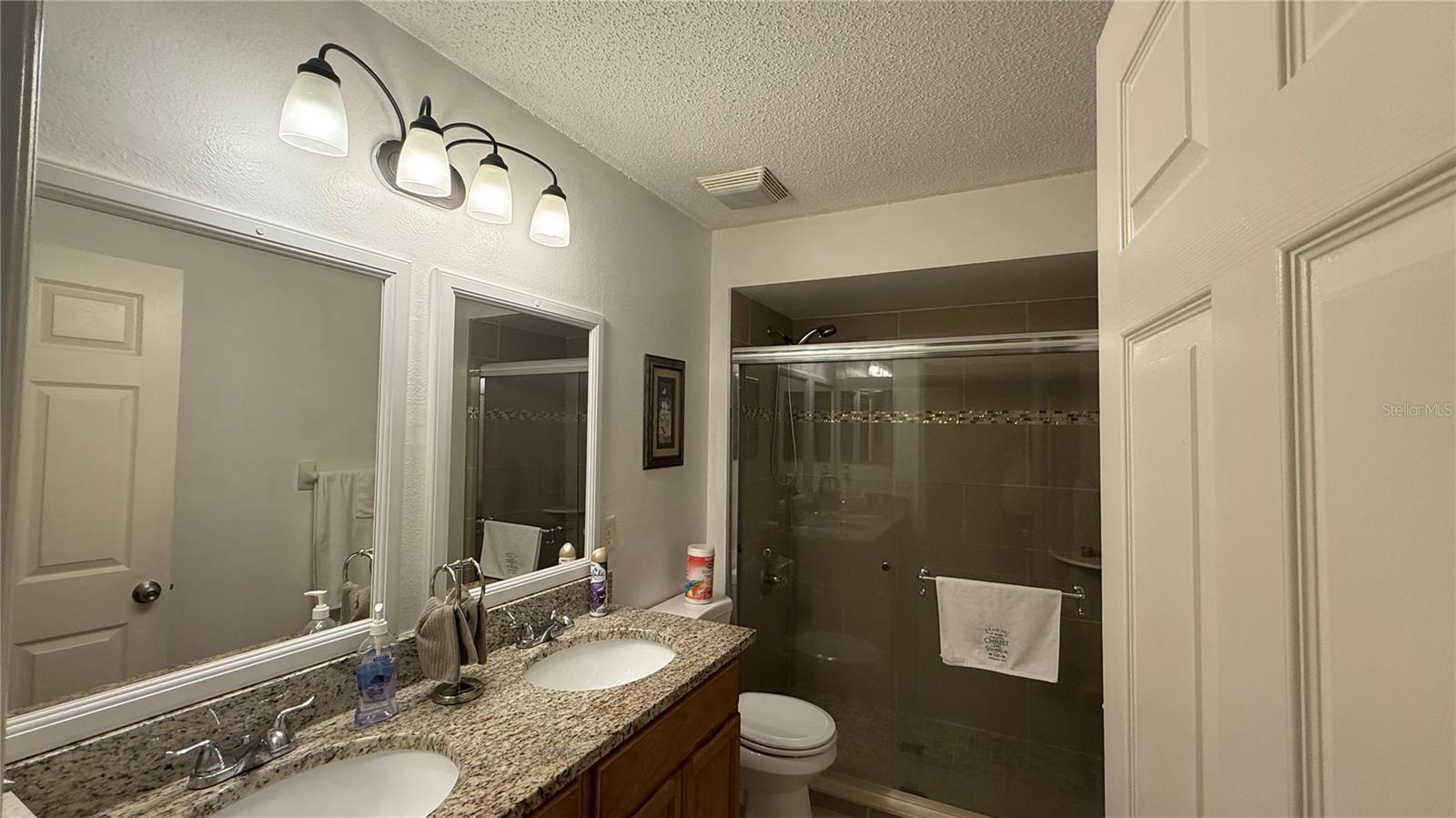 Image 32 of 66 For 2646 Quarterdeck Court