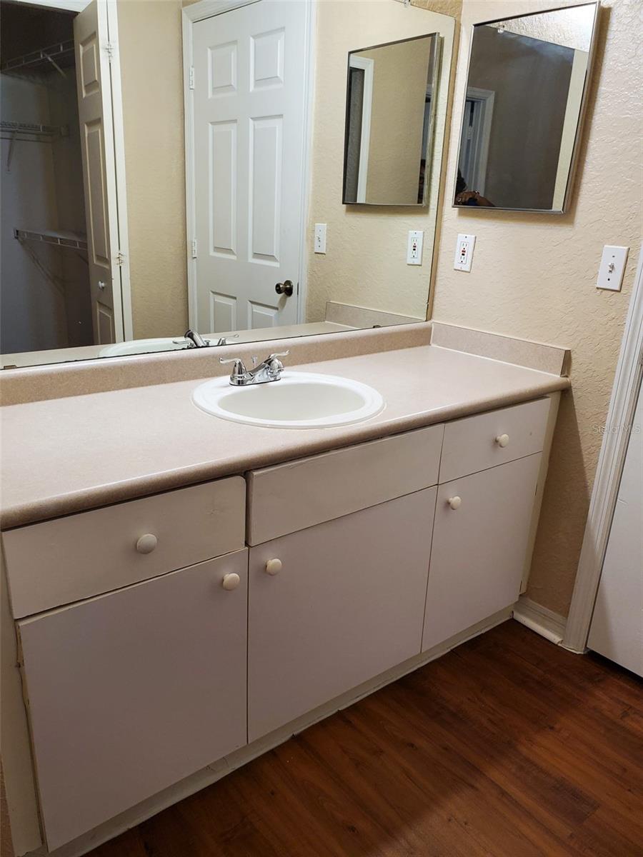 Image 10 of 10 For 5005 City Street 1313