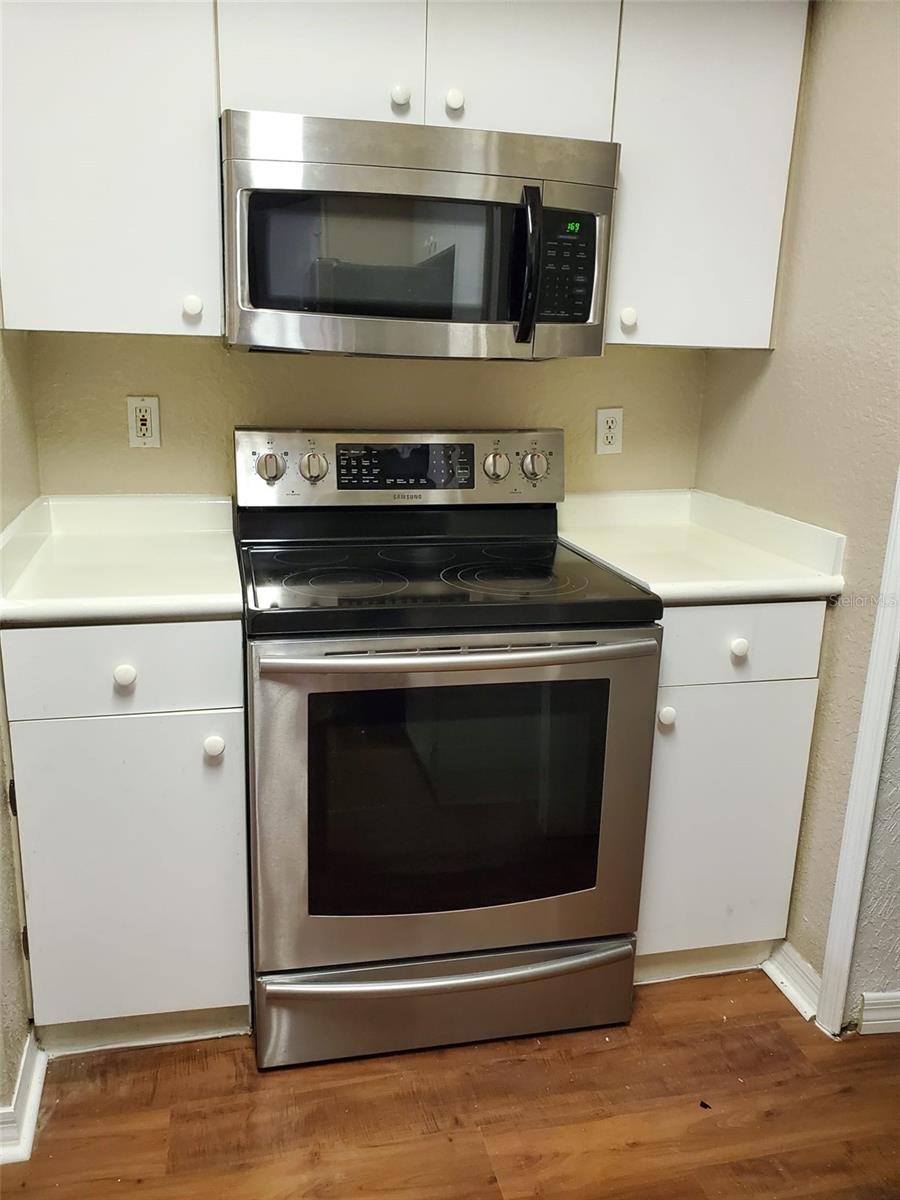 Image 7 of 10 For 5005 City Street 1313