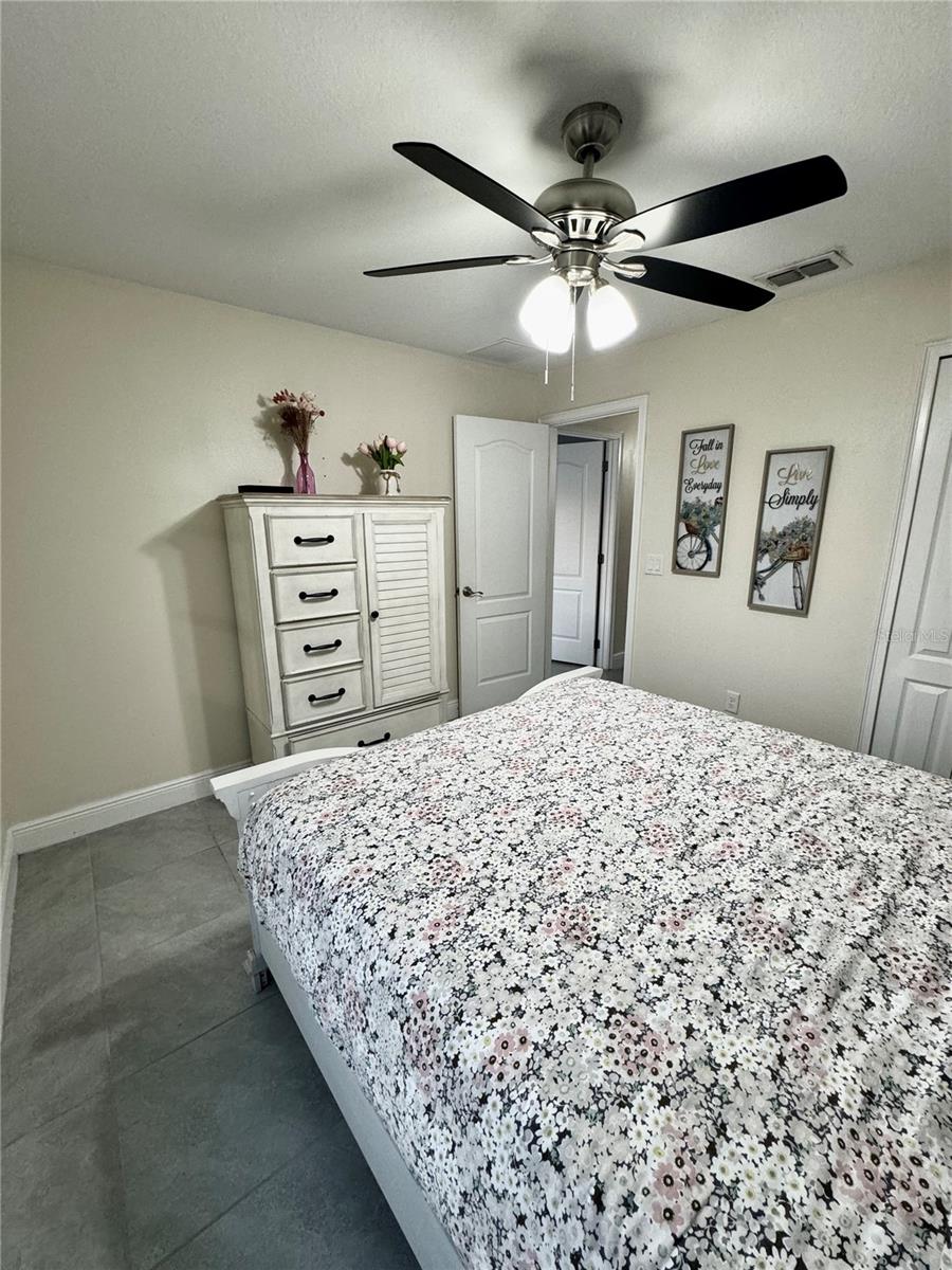 Image 17 of 21 For 448 Britten Drive