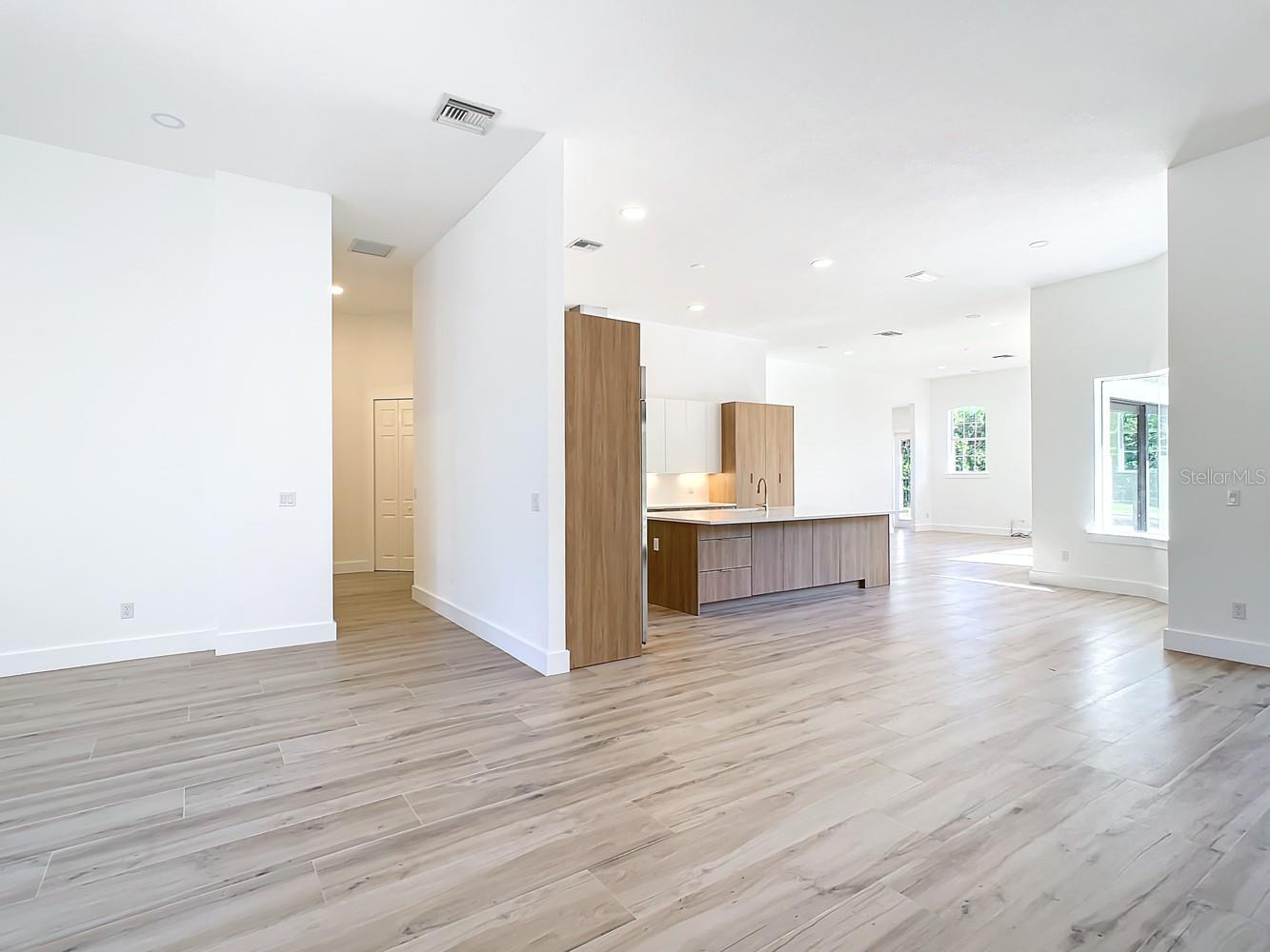 Image 11 of 29 For 6449 Cartmel Lane
