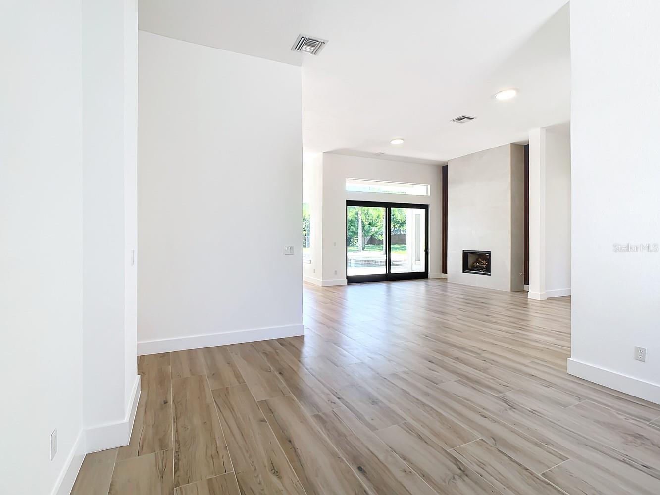 Image 4 of 29 For 6449 Cartmel Lane