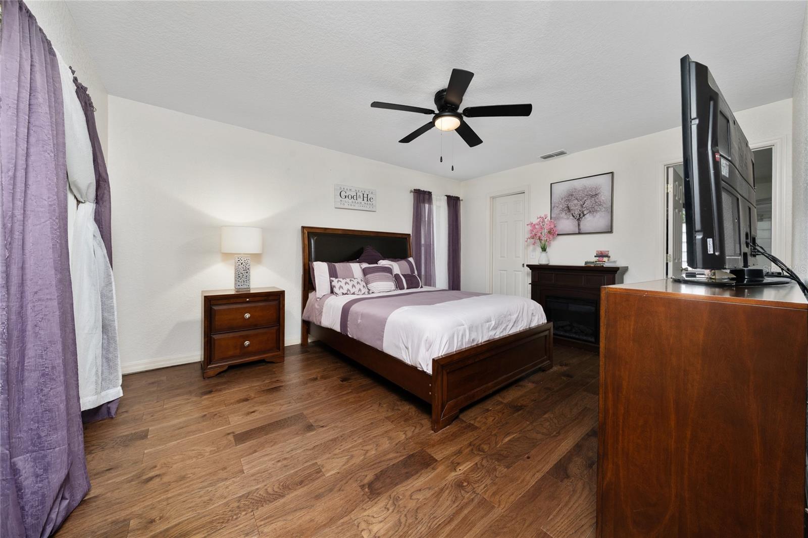 Image 18 of 41 For 3161 Timberly Ln
