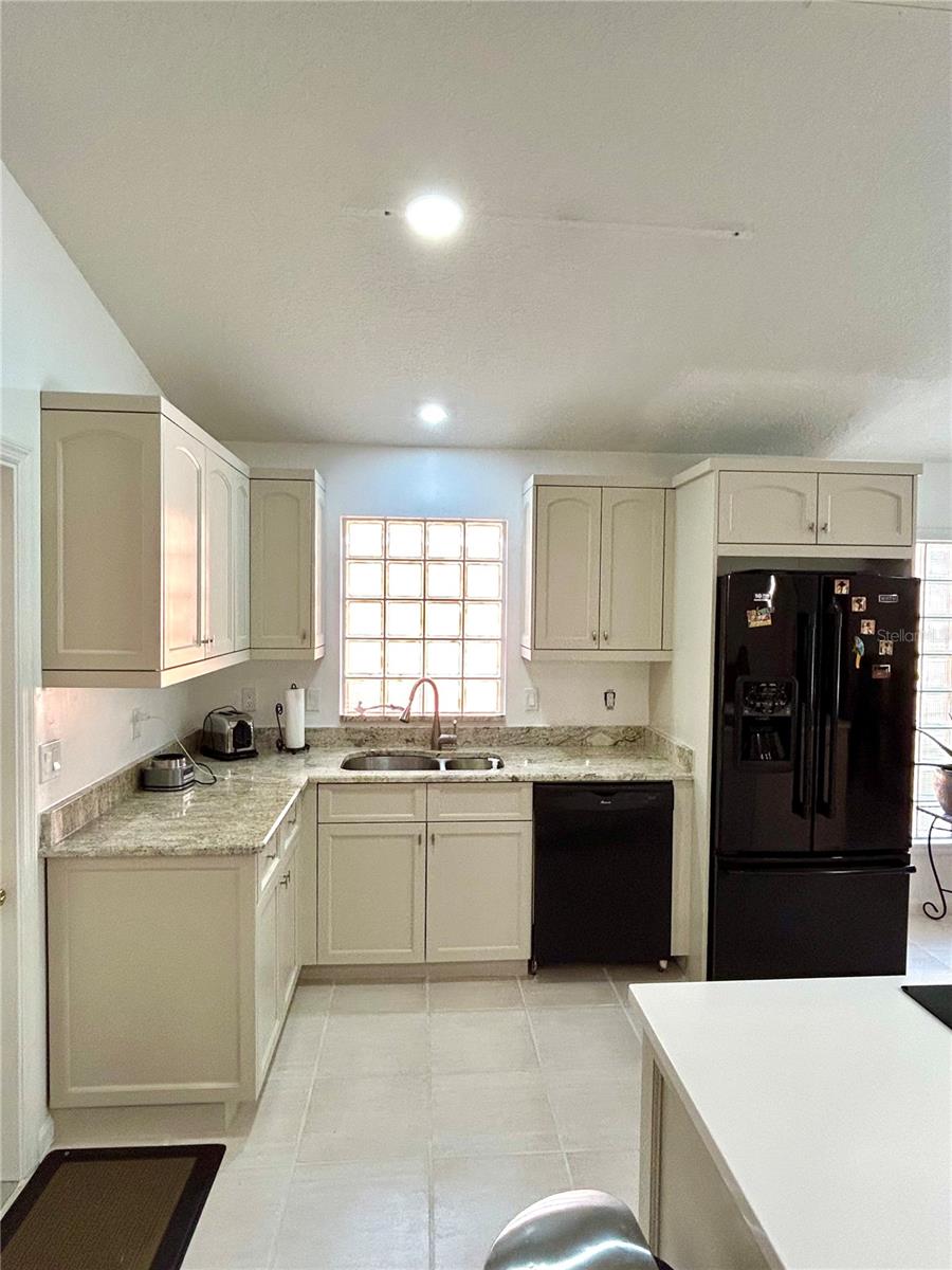 Image 3 of 35 For 1084 Aspri Way
