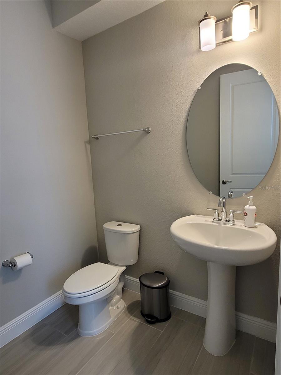Image 10 of 20 For 7248 Carrickbend Lane