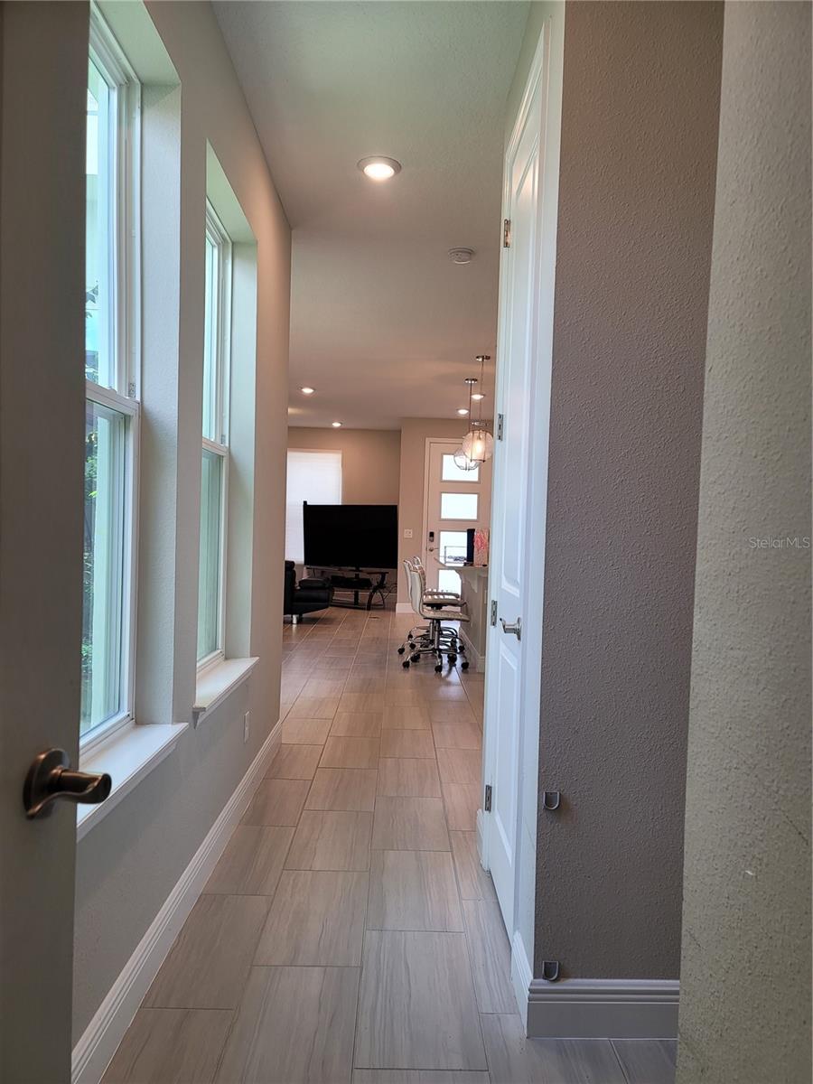 Image 8 of 20 For 7248 Carrickbend Lane