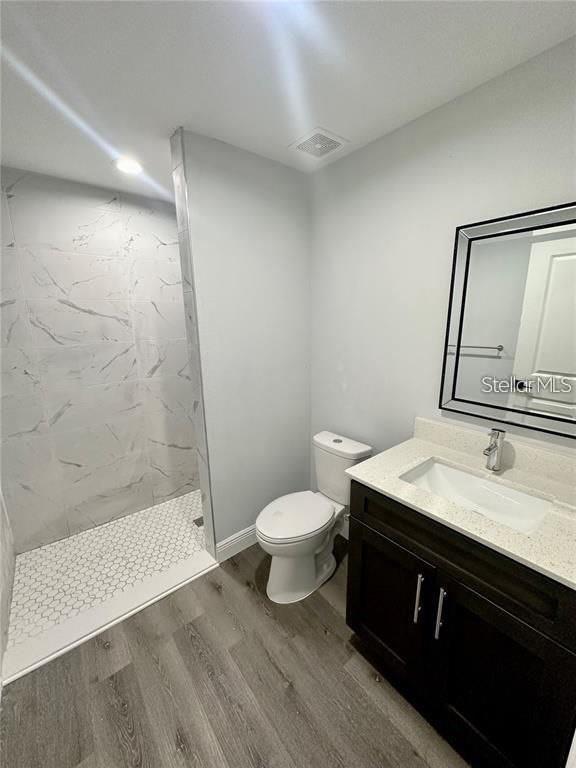 Image 7 of 7 For 4026 Mendoza Avenue