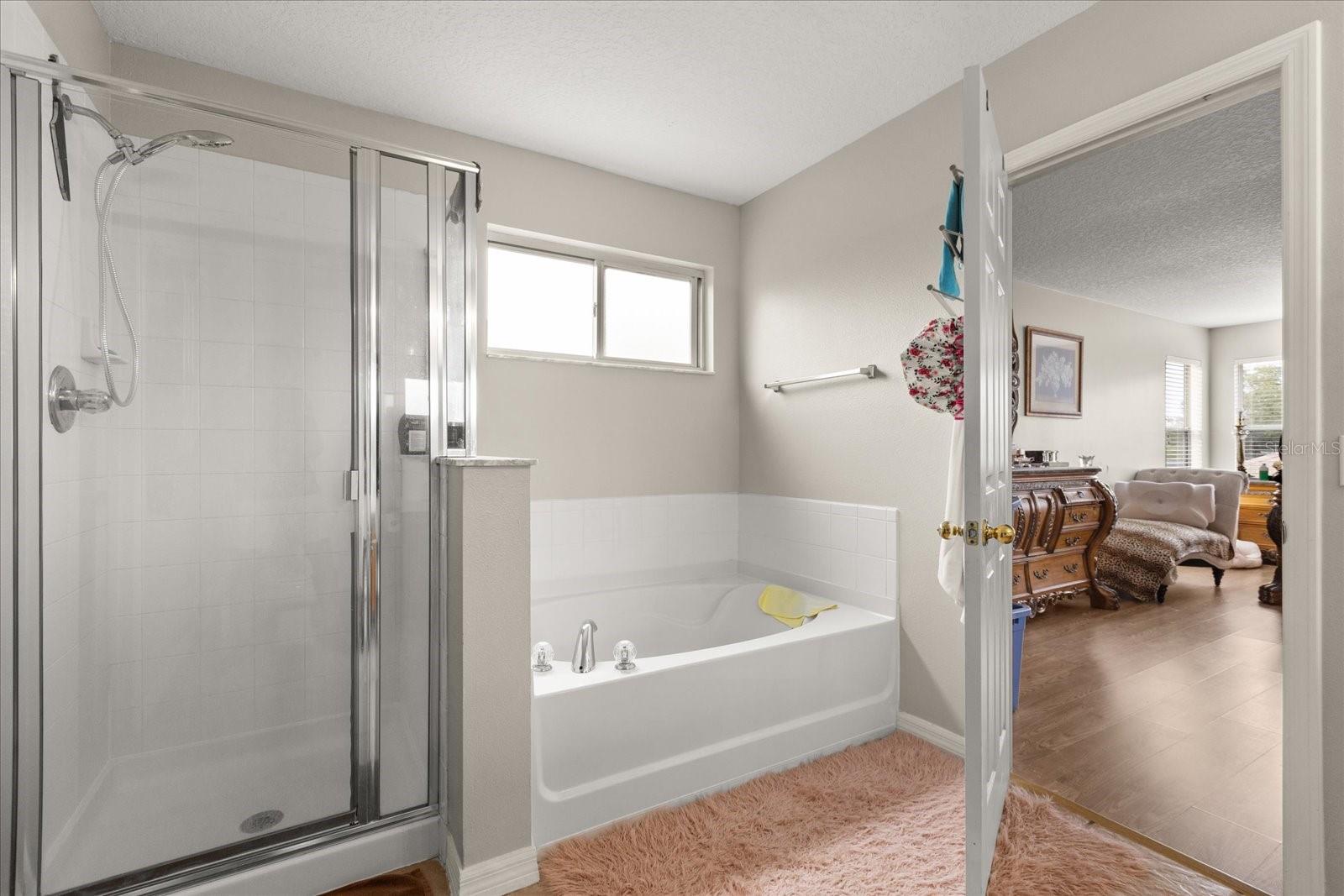 Image 32 of 41 For 1704 Pine Ridge Drive