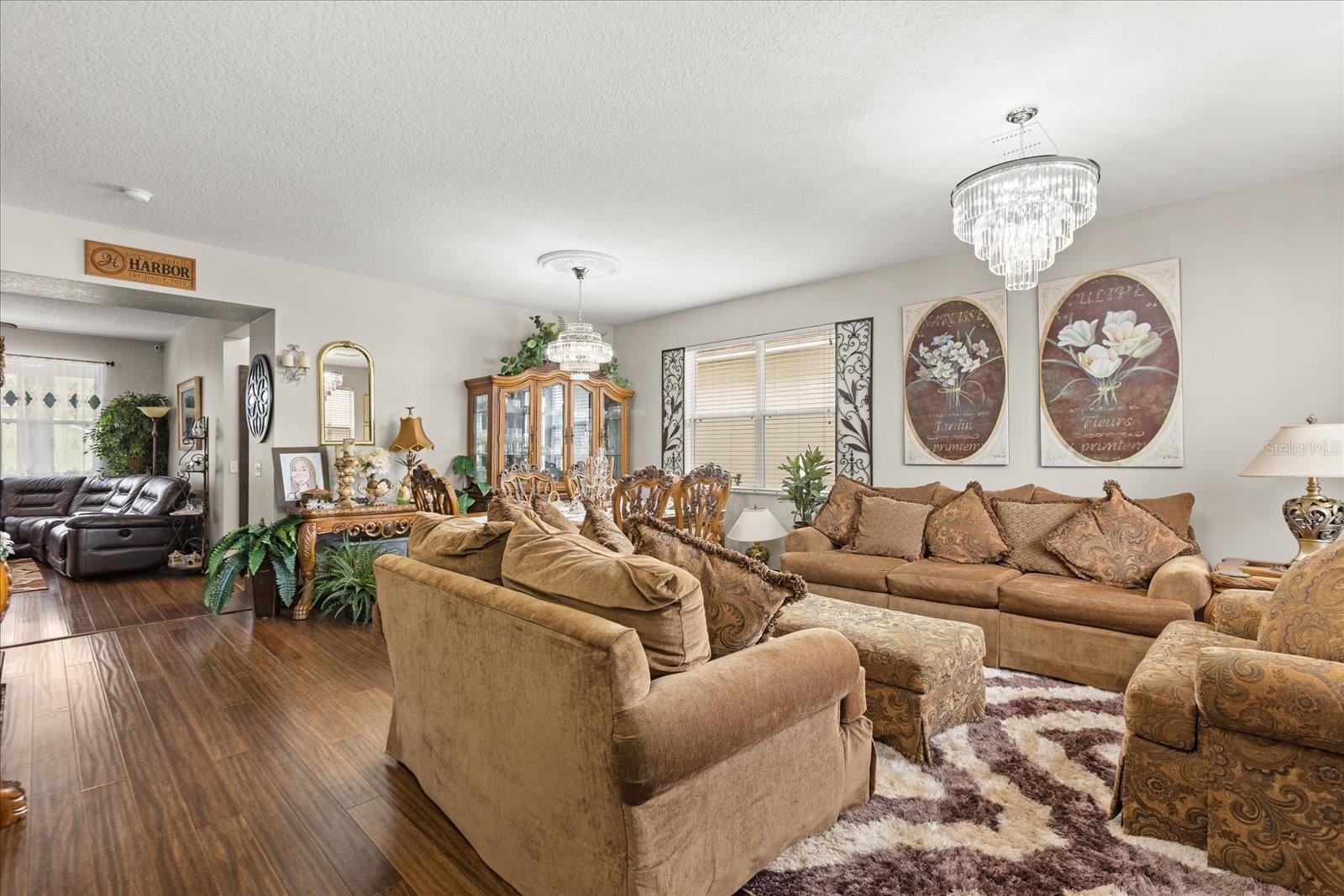 Image 5 of 41 For 1704 Pine Ridge Drive