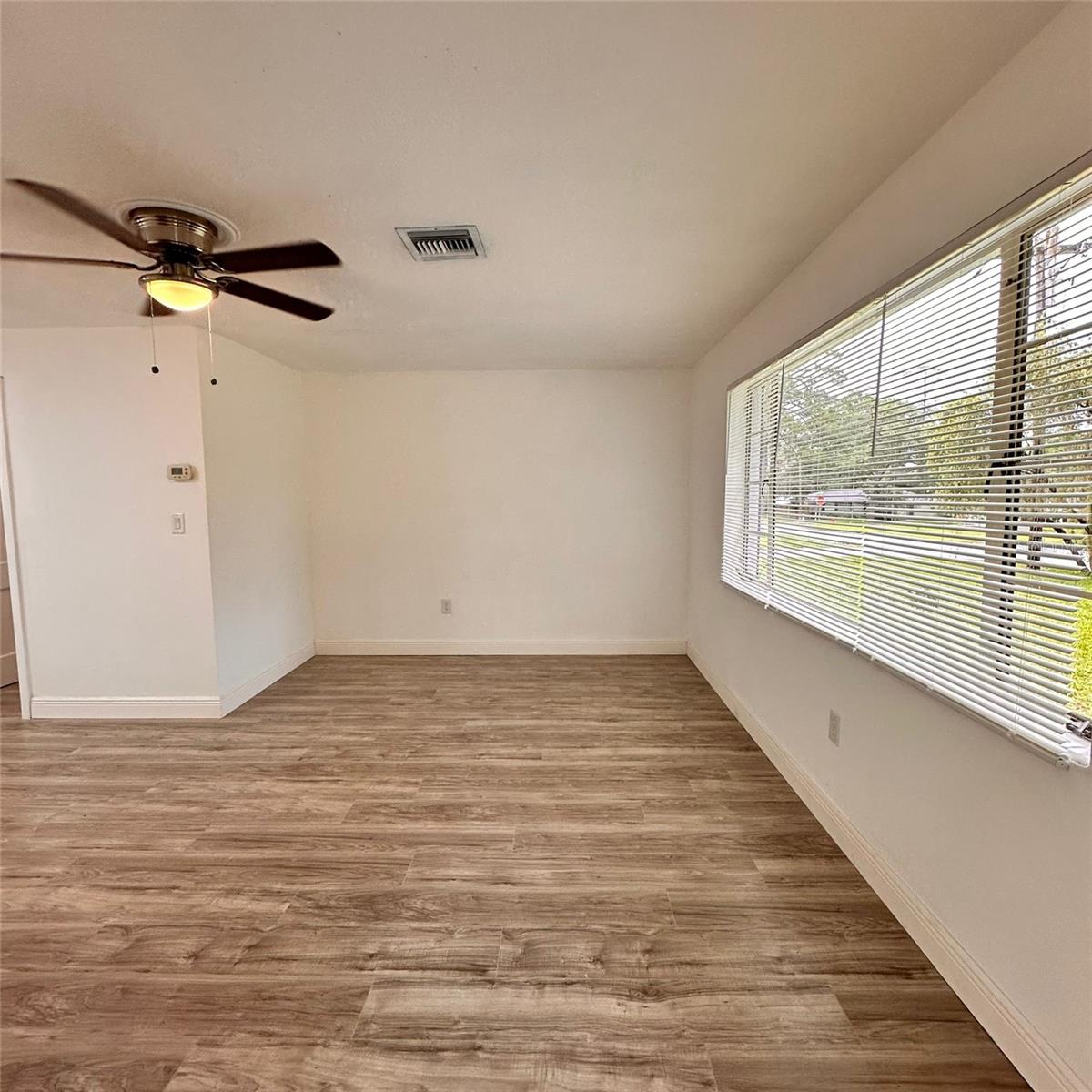Image 10 of 37 For 1615 9th Street
