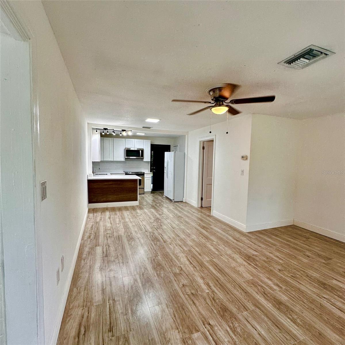 Image 13 of 37 For 1615 9th Street