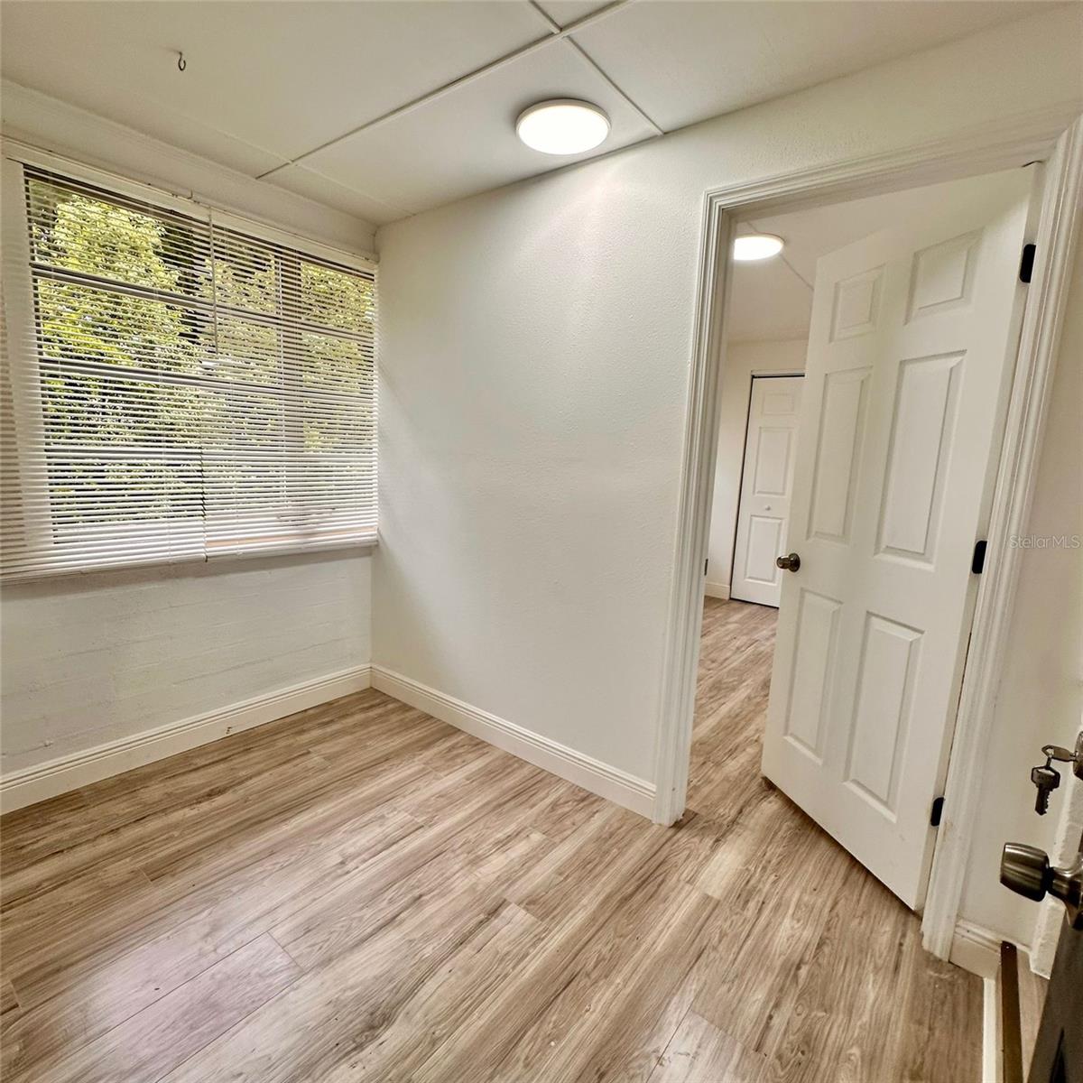 Image 6 of 37 For 1615 9th Street
