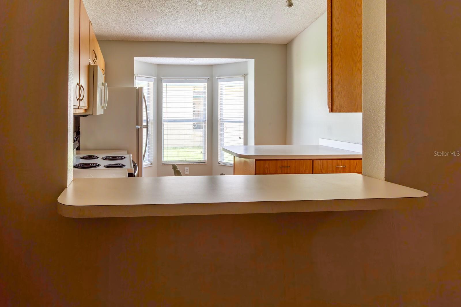 Image 4 of 14 For 3267 Villa Way Circle
