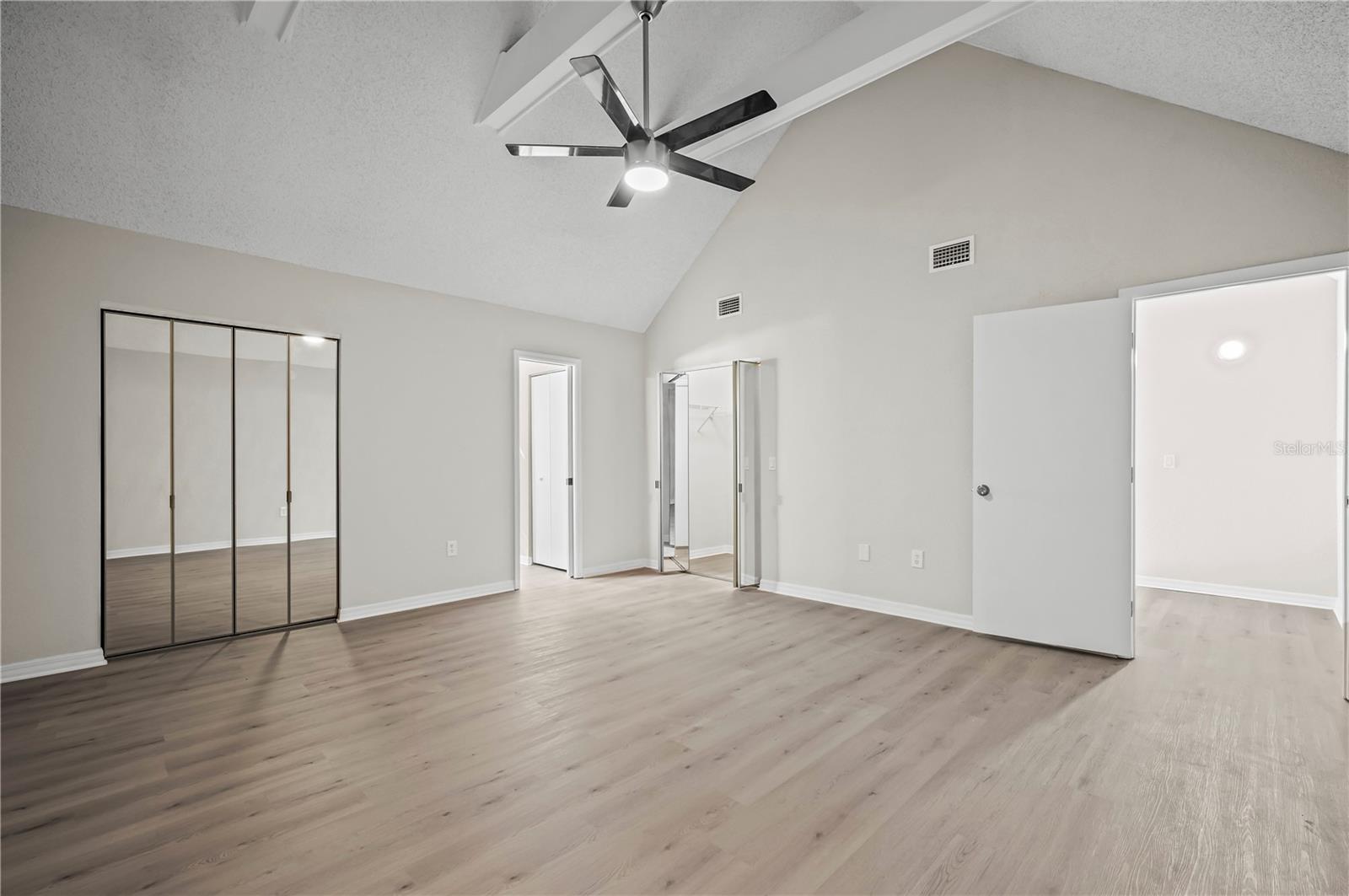 Image 5 of 22 For 1621 2nd Street 203