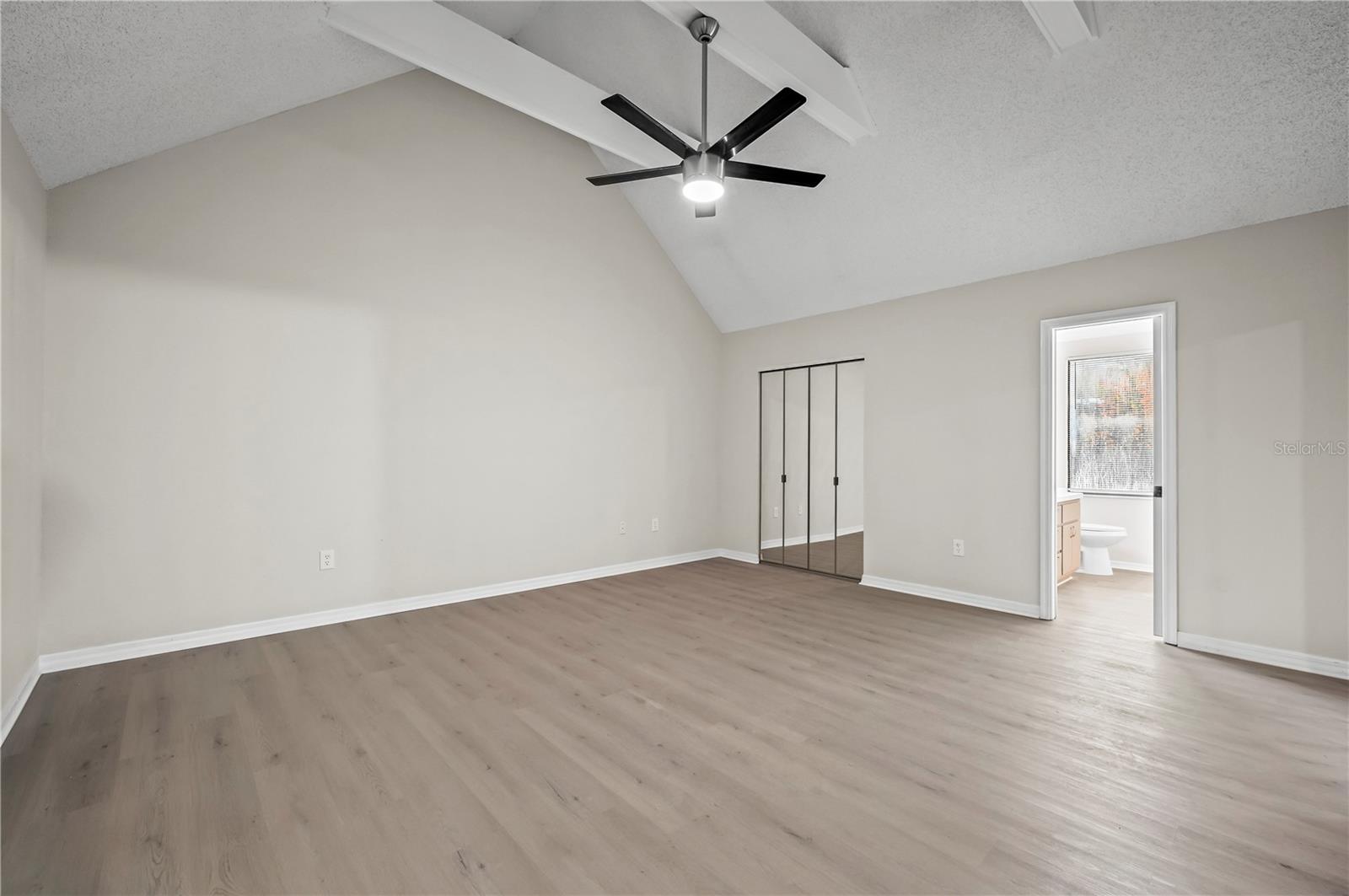 Image 6 of 22 For 1621 2nd Street 203