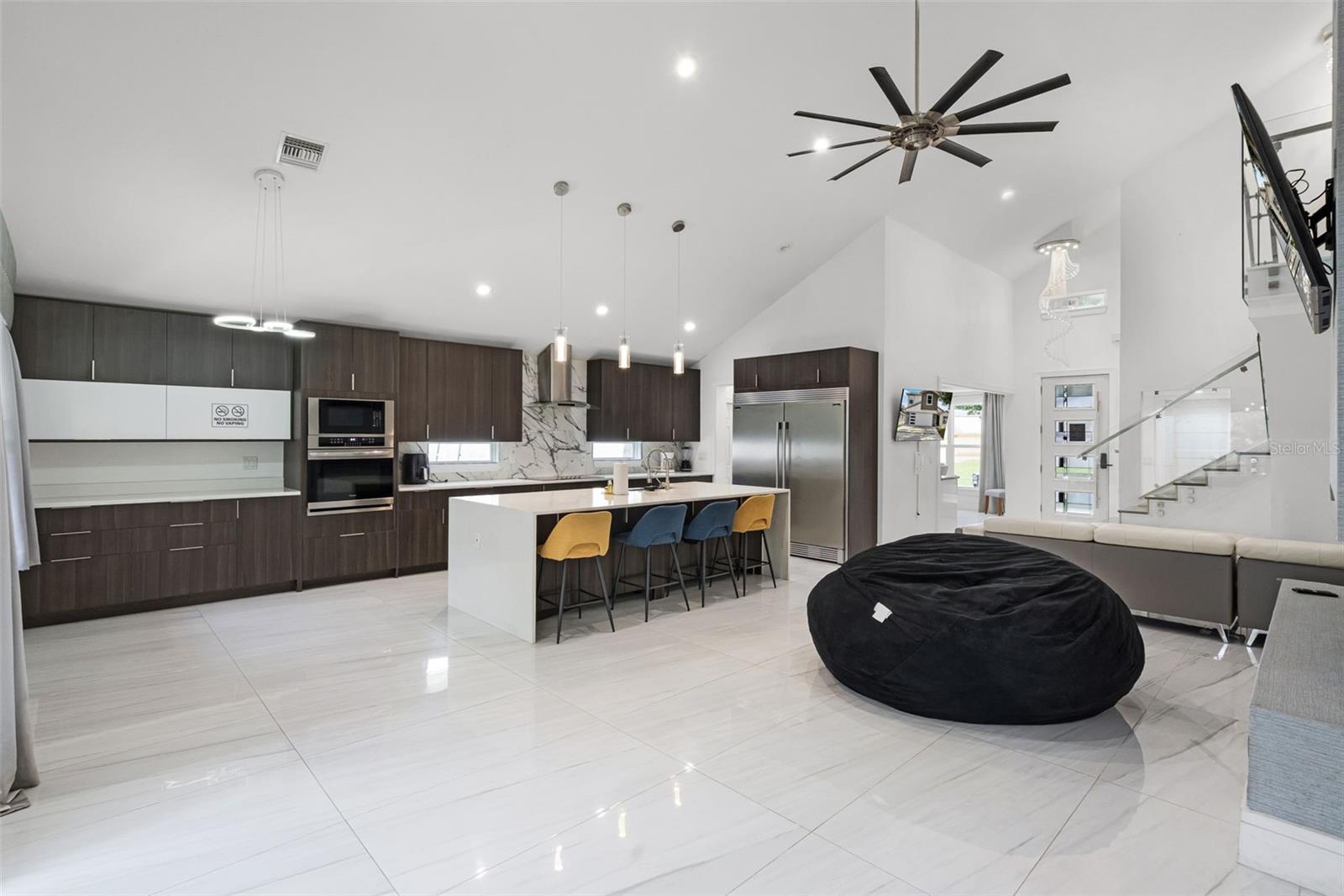 Image 10 of 39 For 2561 Montego Bay Boulevard